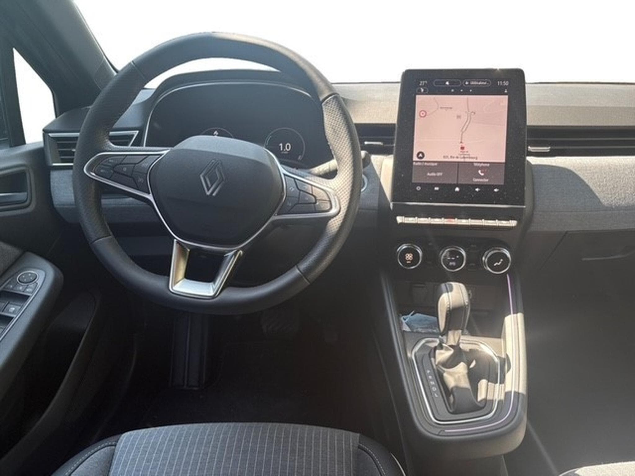 Renault Clio 1.0 TCe Techno X-Tronic (2025) - Photo 8