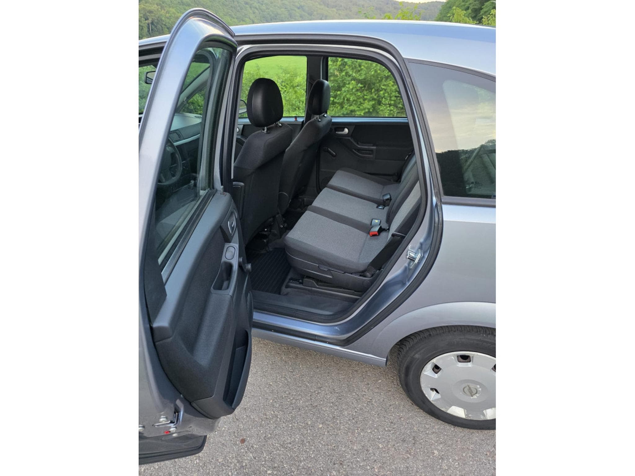 Opel Meriva 1.6 (2005) - Photo 7