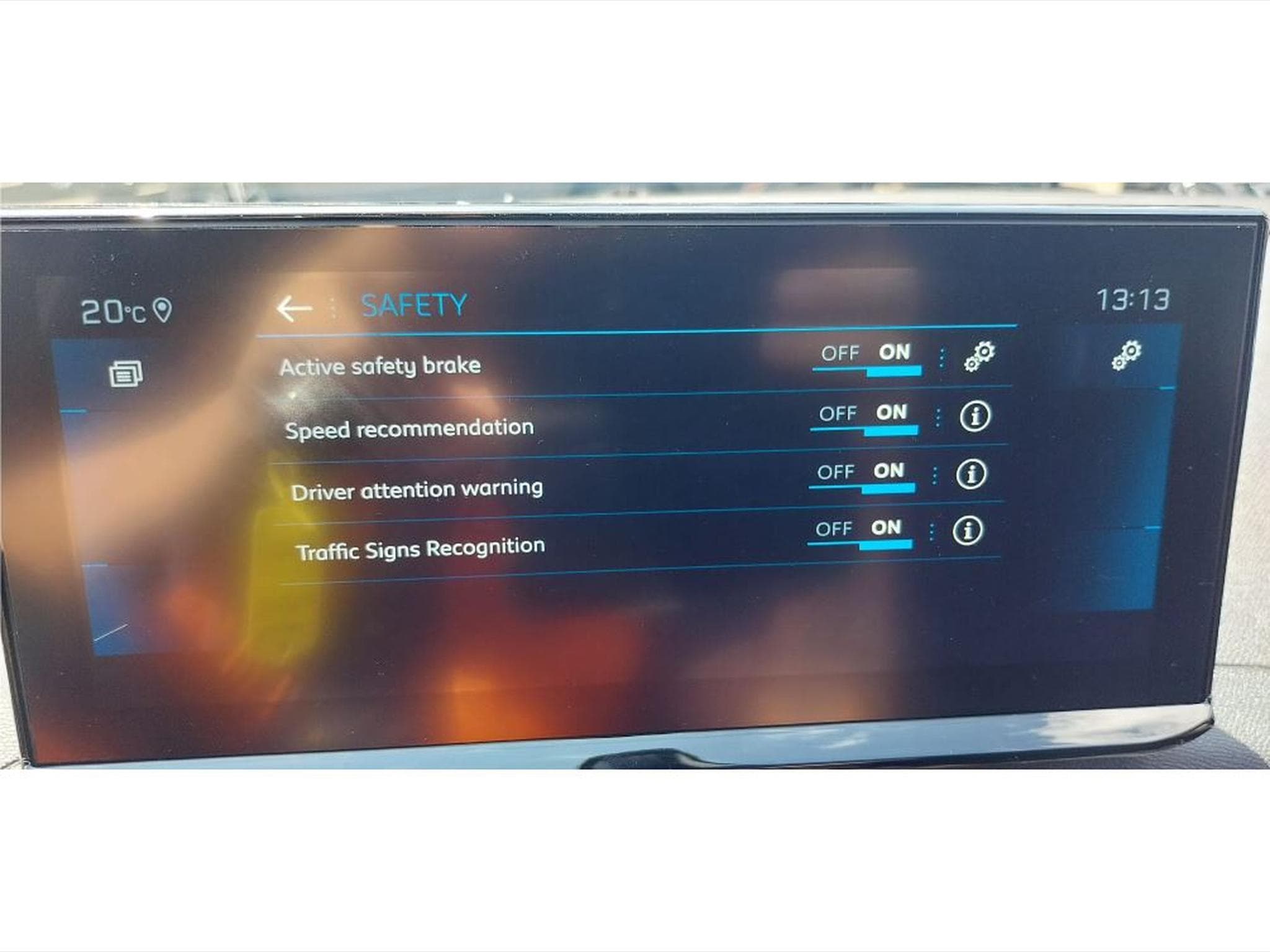 Peugeot 5008 1.2 puretech 131GT-LINE EAT8 (2024) - Photo 13