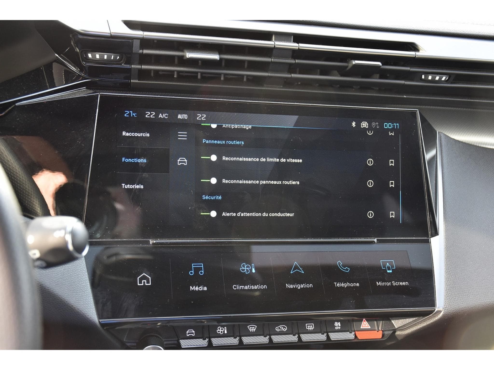 Peugeot 308 SW 1.6 PHEV Hybrid 225 GT e-EAT8 FOCAL ACC CAM360 1° MAIN (2024) - Photo 17