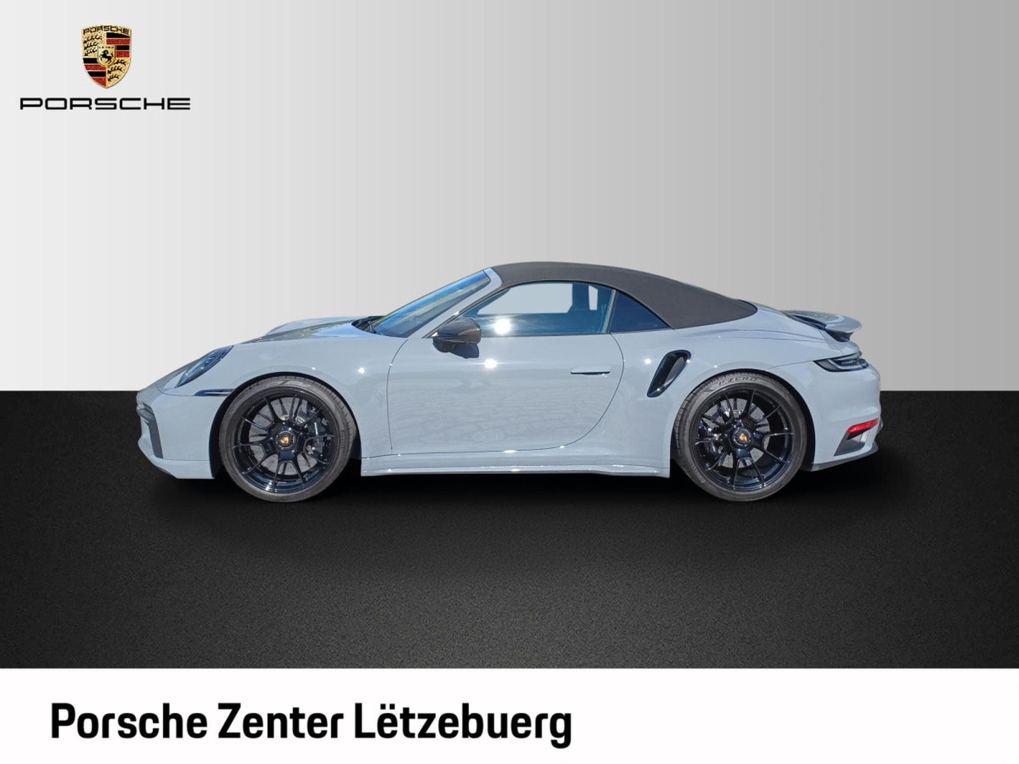 Porsche 911 Turbo S Cabriolet (2023) - Photo 2