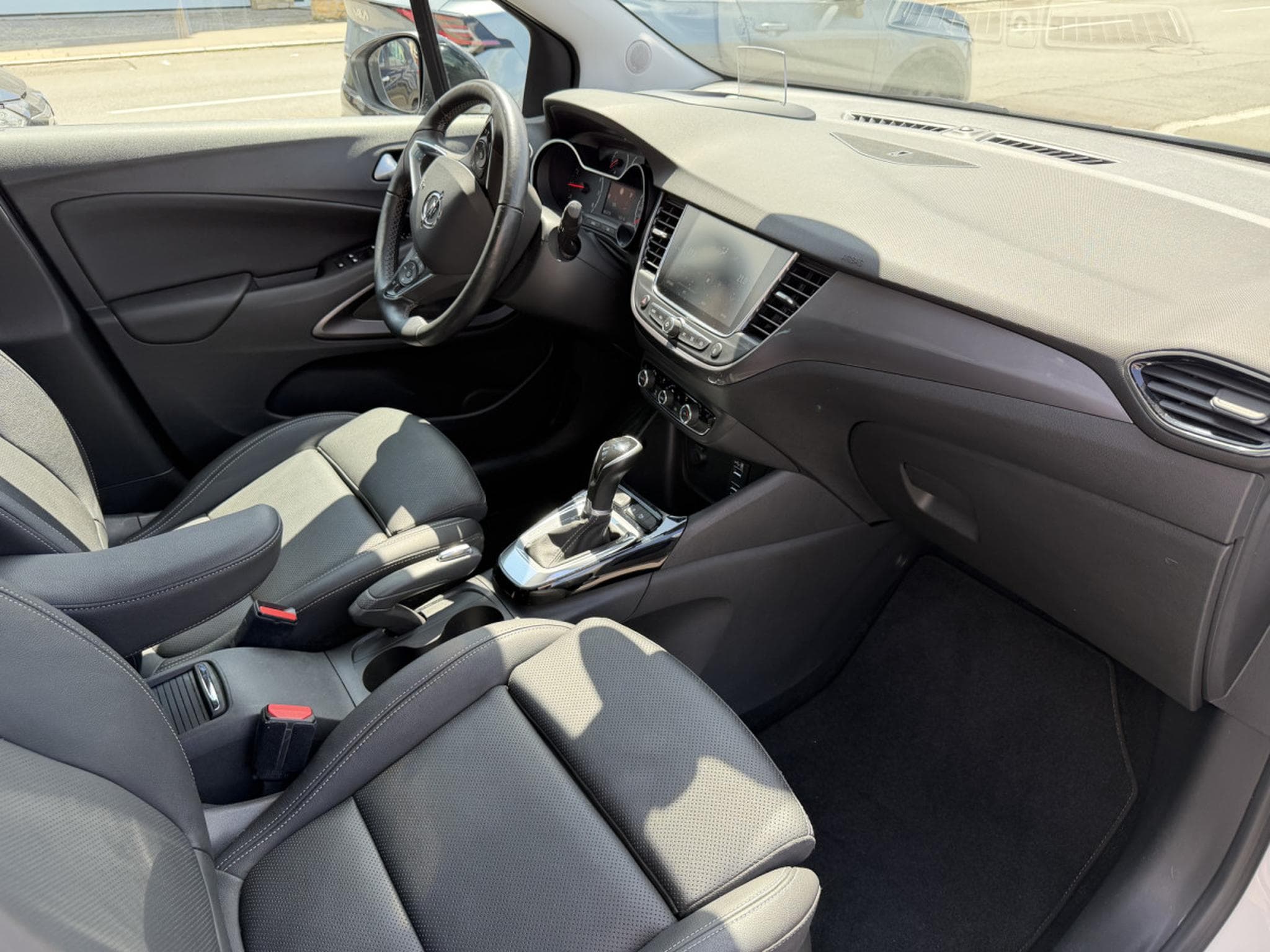 Opel Crossland 130 Innovation Auto. (2020) - Foto 3