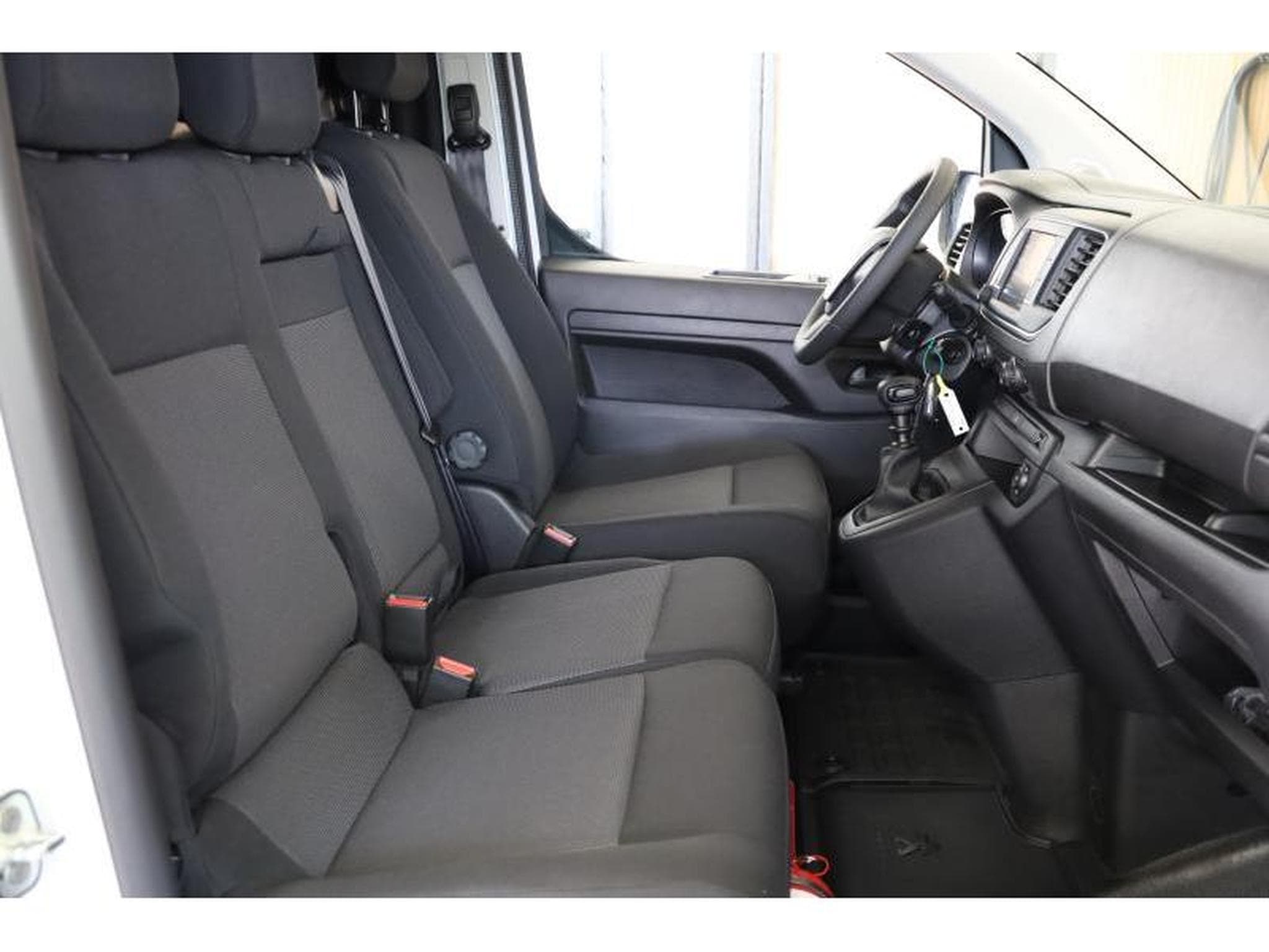 Peugeot Expert IV Premium (2024) - Foto 7