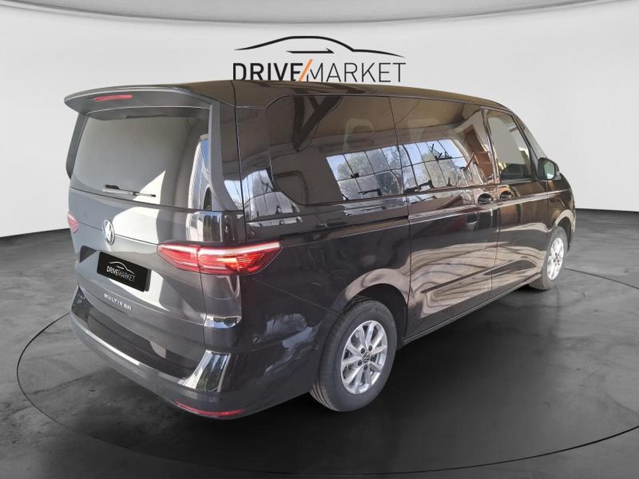 VW T7 Life LONG (2026) - Photo 3
