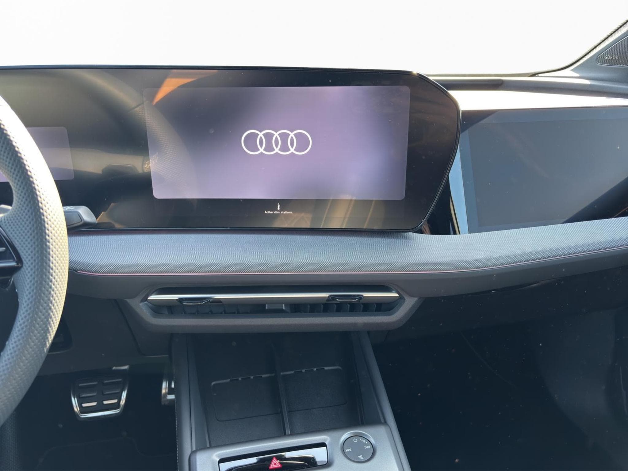 Audi Q4 e-tron SUV (2026) - Photo 11
