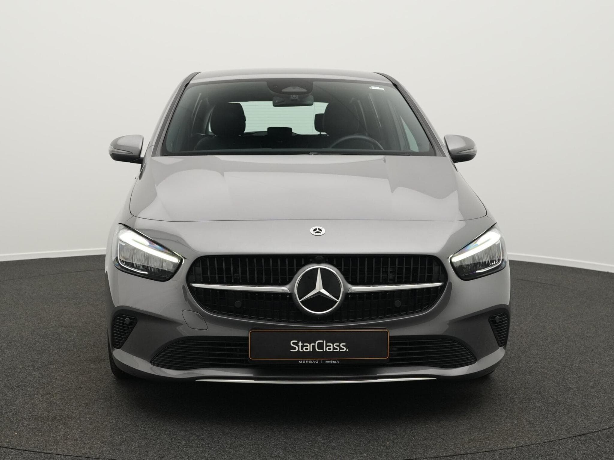 Mercedes B 180 d LED+Kamera+Apple+MBUX (2025) - Foto 2
