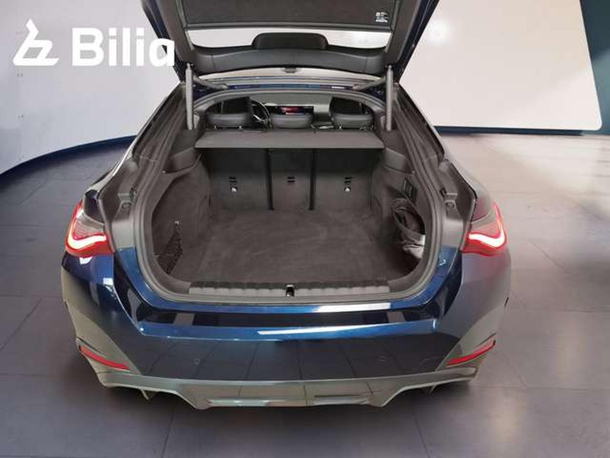 BMW i4 eDrive40 (2023) - Foto 9