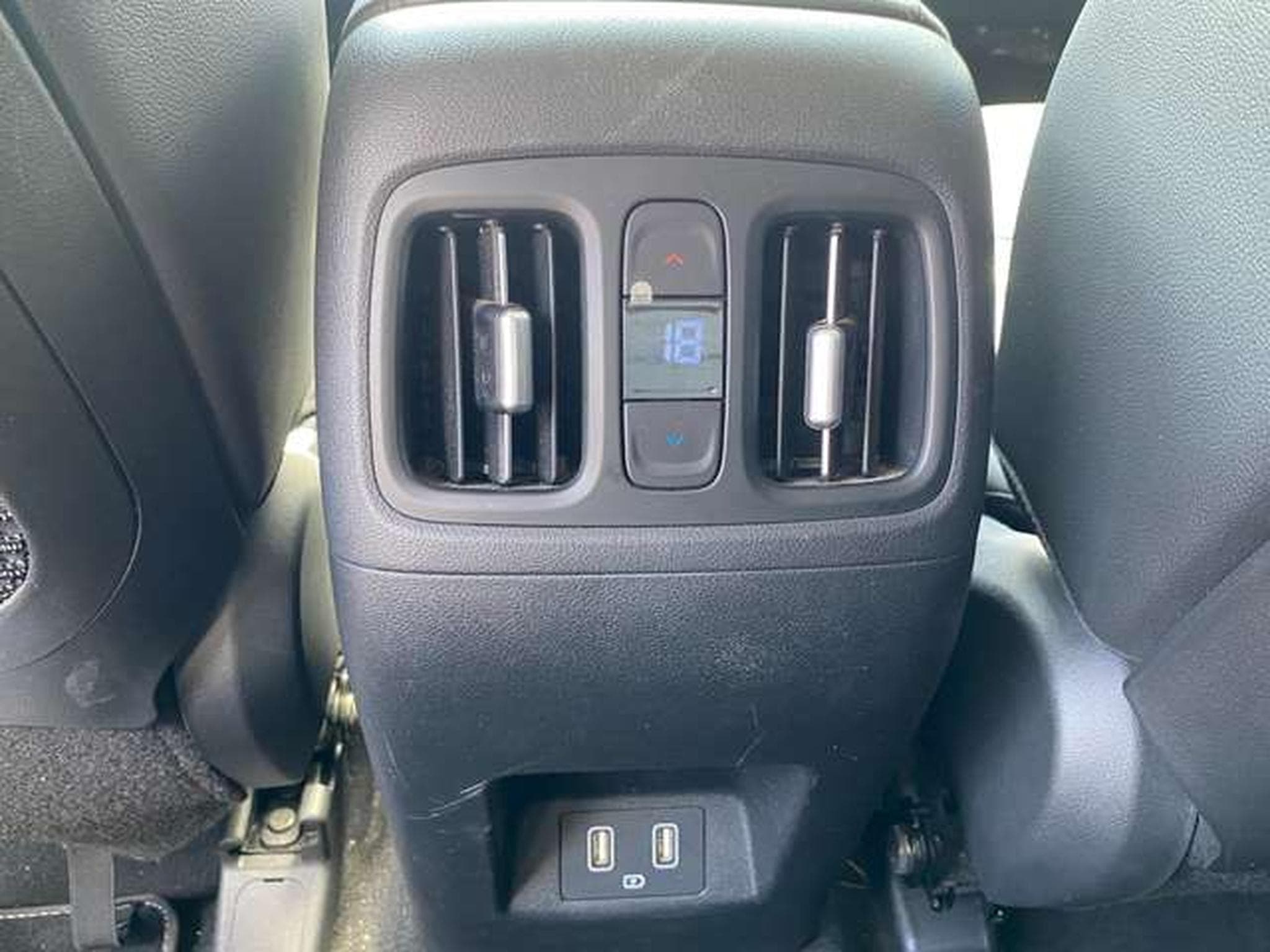 Hyundai TUCSON TUCSON 1.6 T-GDi 48V-Hybrid 2WD DCT Prime (2021) - Foto 17