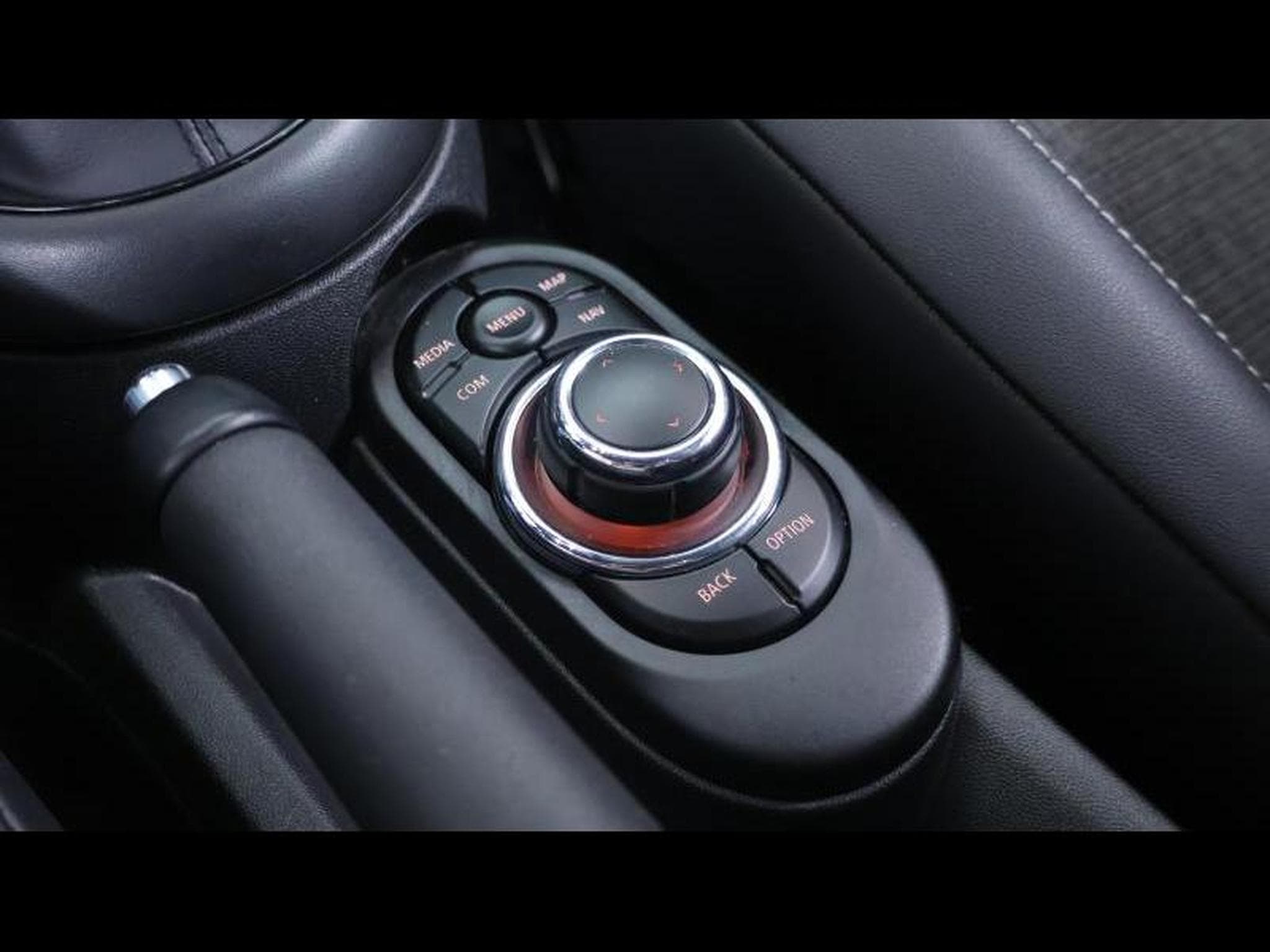 MINI Cooper 102cv hatch steptronic (2022) - Photo 19