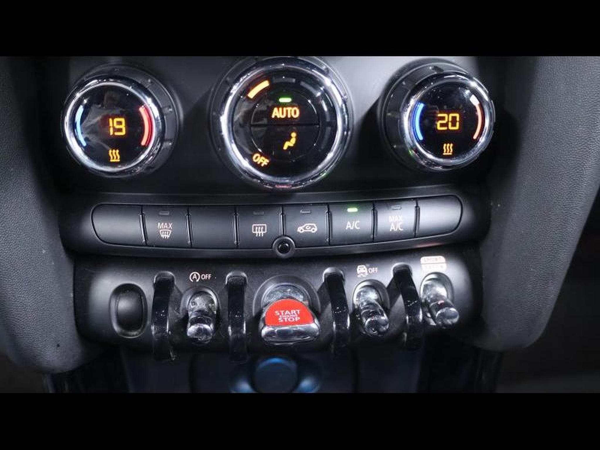MINI Cooper 102cv hatch steptronic (2022) - Photo 21