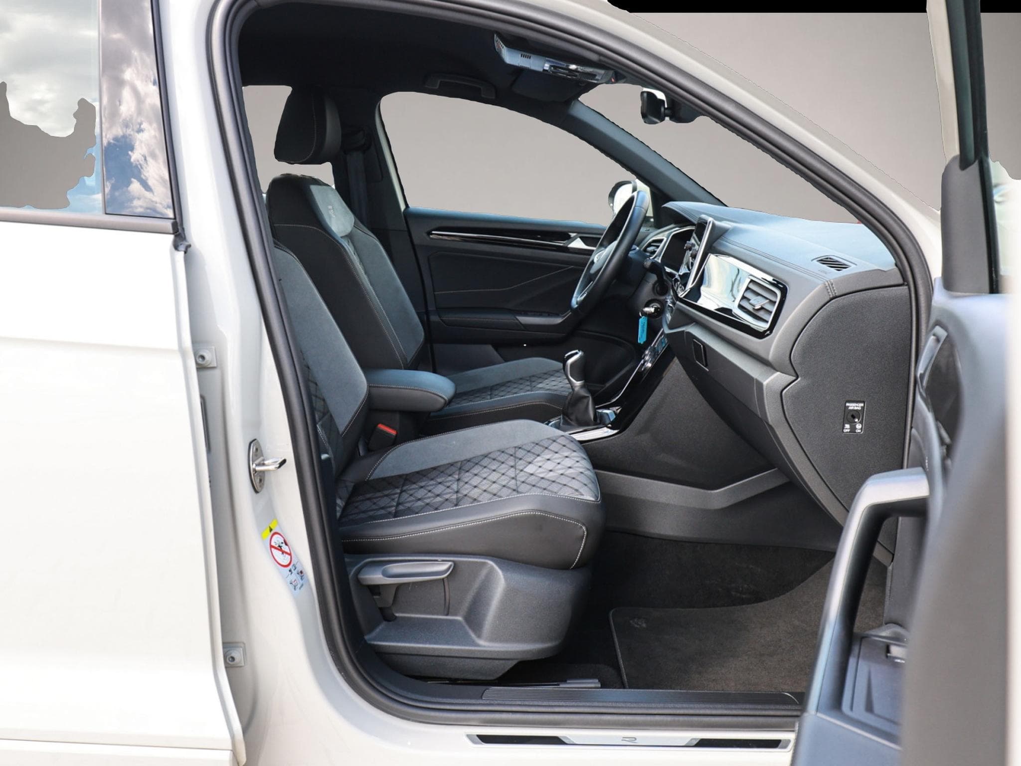 VW T-Roc (2024) - Photo 2