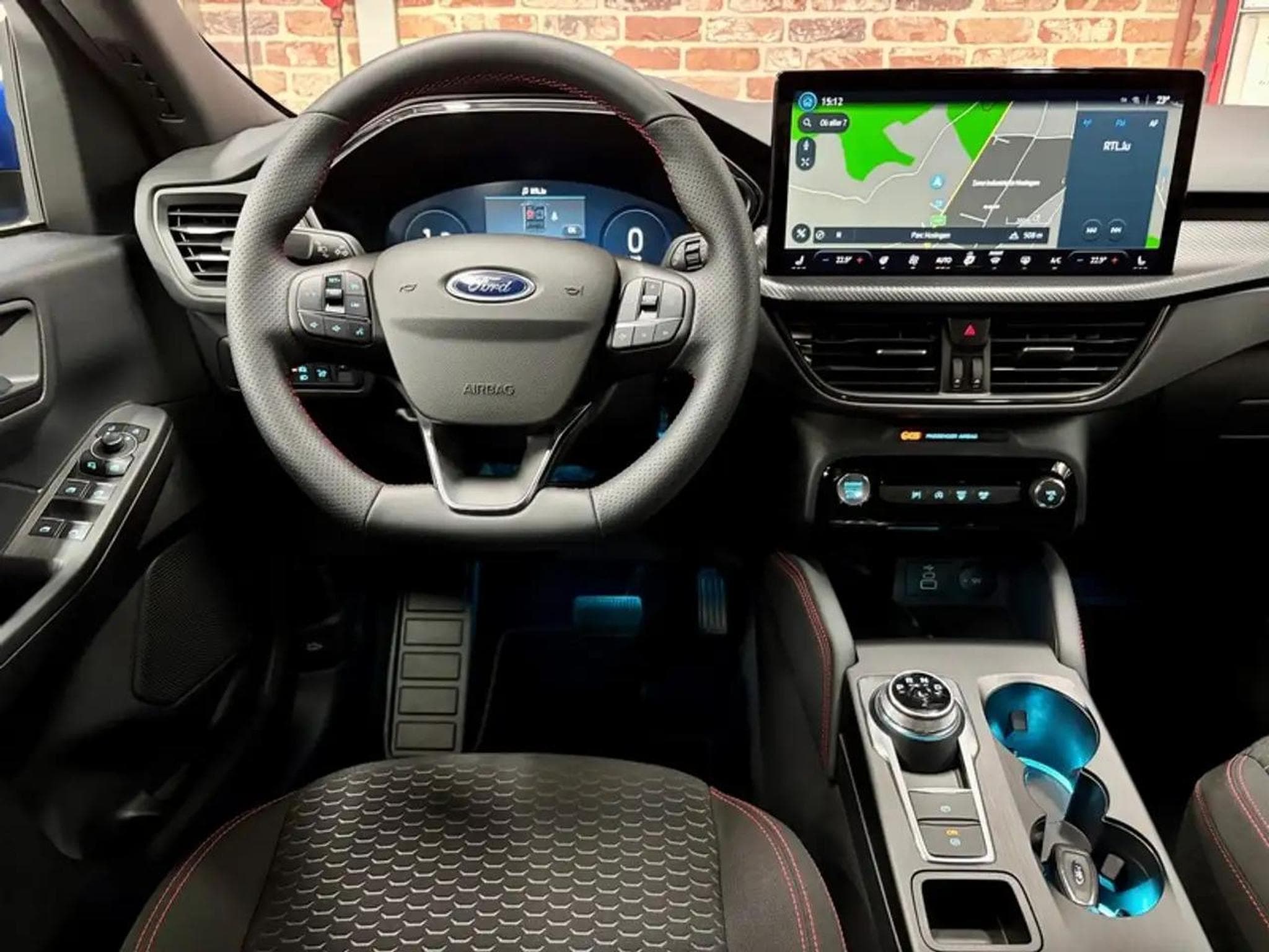 Ford Kuga (2025) - Foto 4
