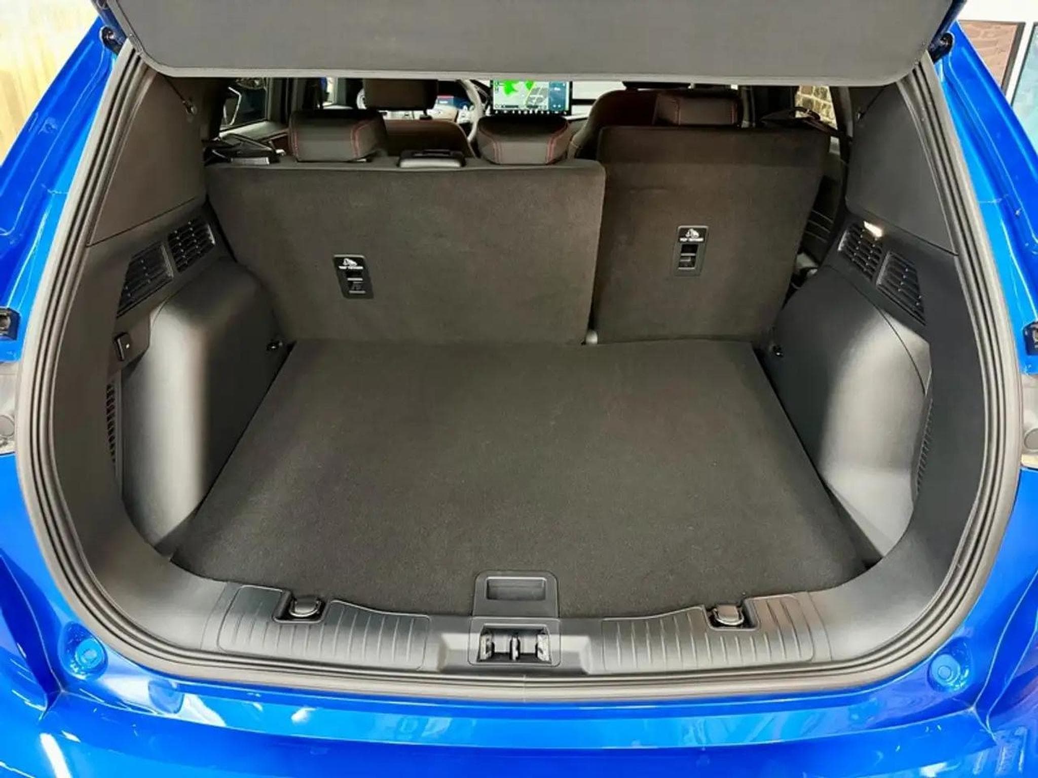 Ford Kuga (2025) - Foto 7