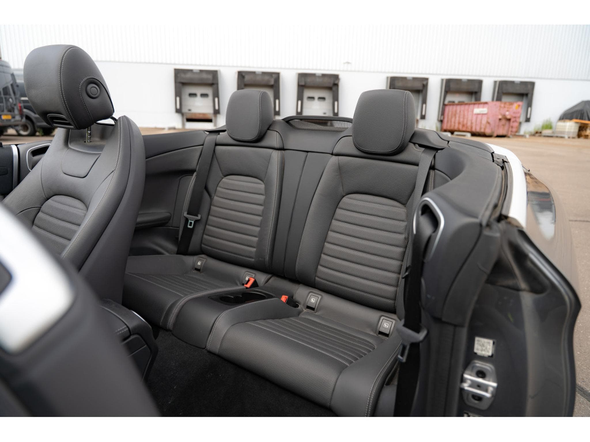 Mercedes C 200 4MATIC Cabriolet (2019) - Photo 10