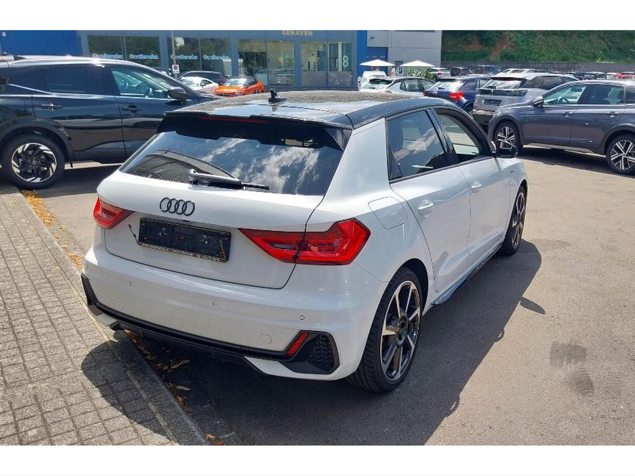 Audi A1 Sportback 30 TFSI S-TRONIC S line Adrénaline Black Edition (2025) - Foto 3