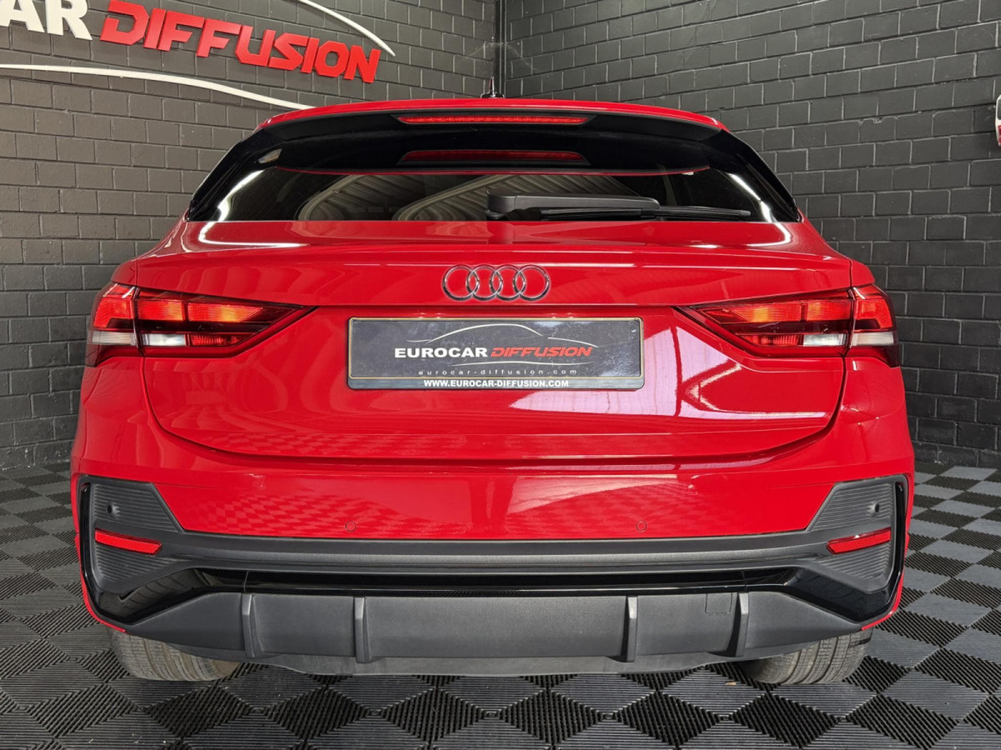 Audi Q3 Sportback S-Line 35 TFSI 150 CV *ATTELAGE* HAYON* (2023) - Foto 5