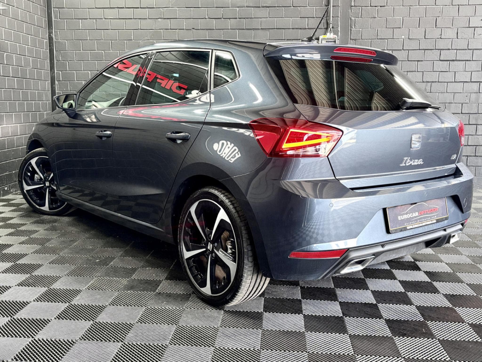 Seat Ibiza FR 115 CV  * Caméra * *Sièges Chauffants * (2025) - Foto 4
