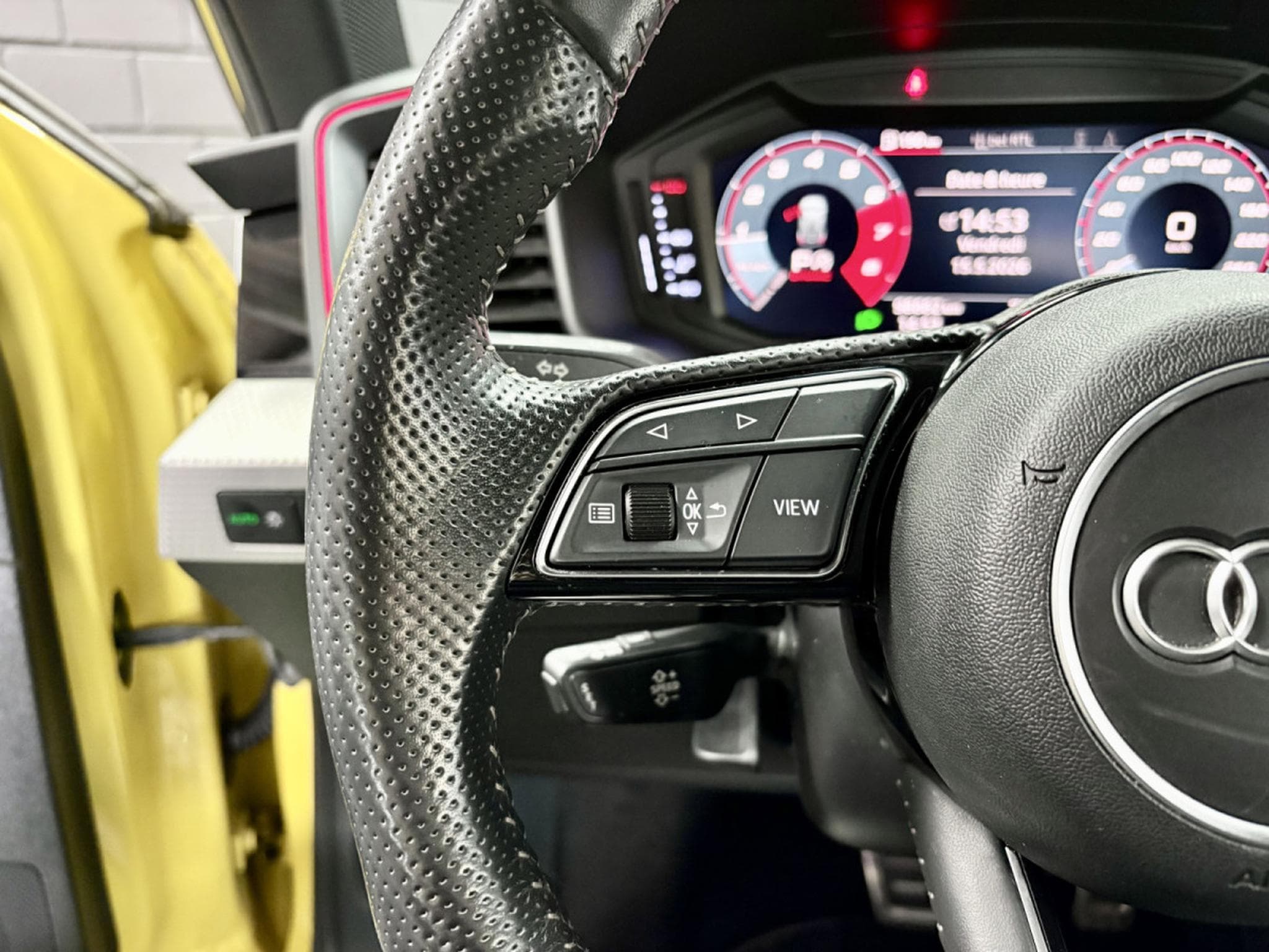 Audi A1 Sportback 40 TFSI S-Line (2019) - Photo 11