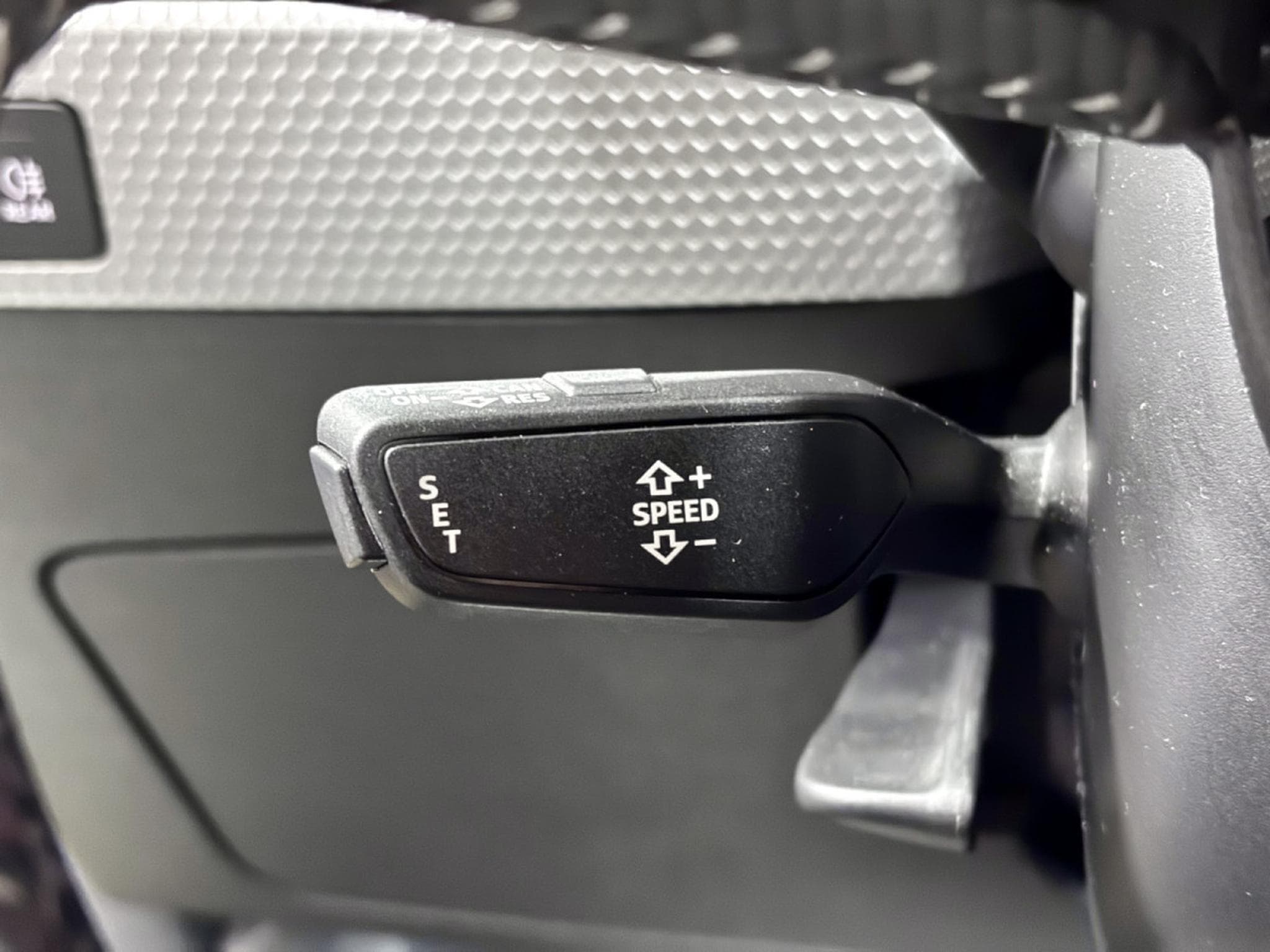 Audi A1 Sportback 40 TFSI S-Line (2019) - Photo 14
