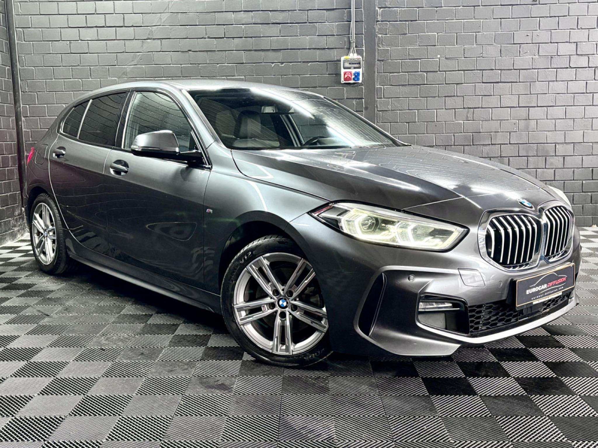BMW 118 SERIE 1 118I M-SPORT AUTO 140 CV **ATTELAGE** (2019) - Foto 3