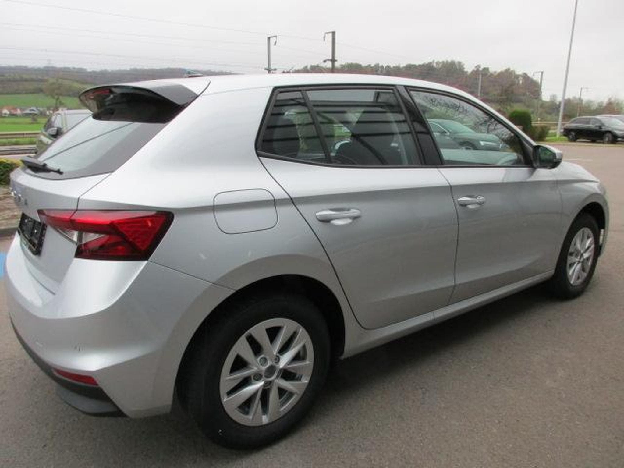 Skoda Fabia Selection 1.0 TSI (2024) - Foto 7