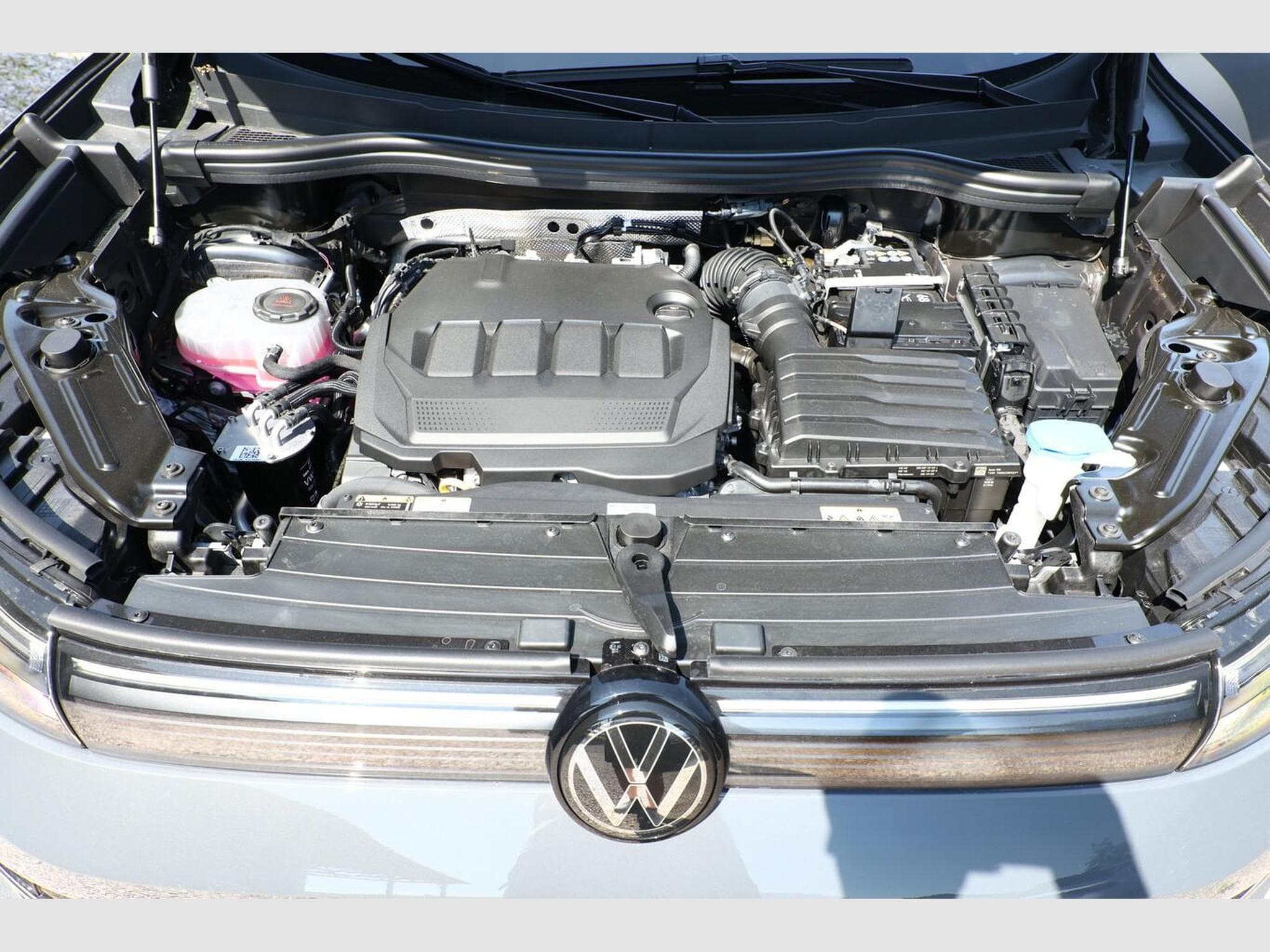 VW Tiguan Eleg. 4M Nav (2026) - Foto 12