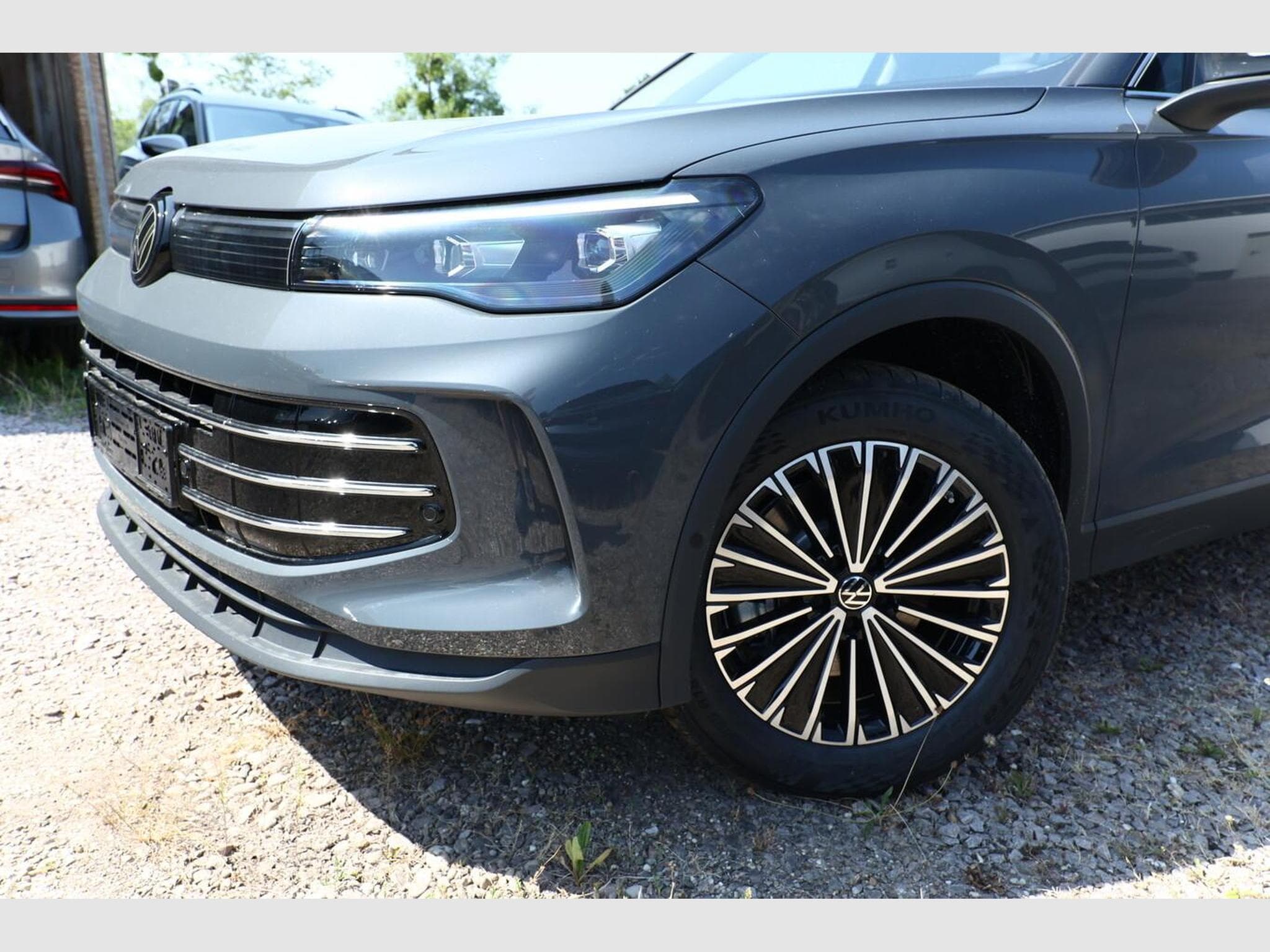 VW Tiguan Eleg. 4M Nav (2026) - Foto 5