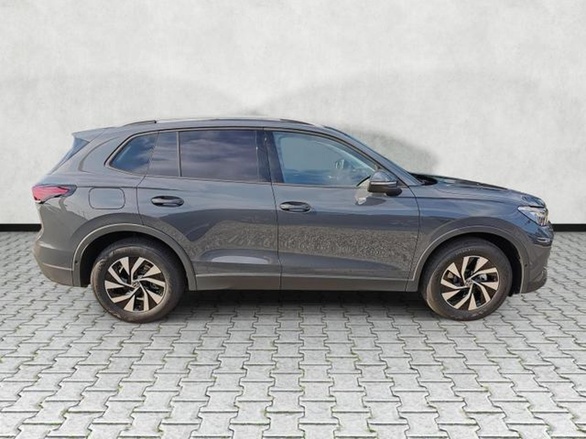 VW Tiguan 1.5 eTSI 110 kW Life (2026) - Photo 8