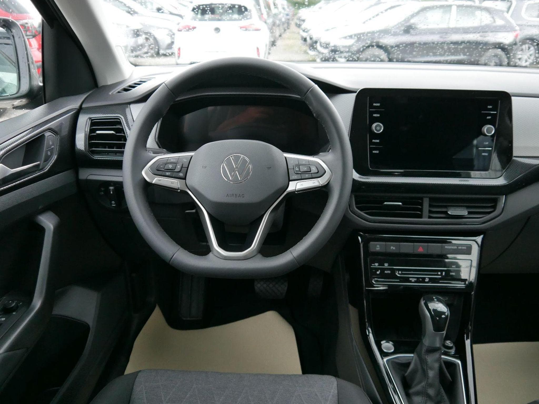 VW T-Cross LIFE (2026) - Foto 11
