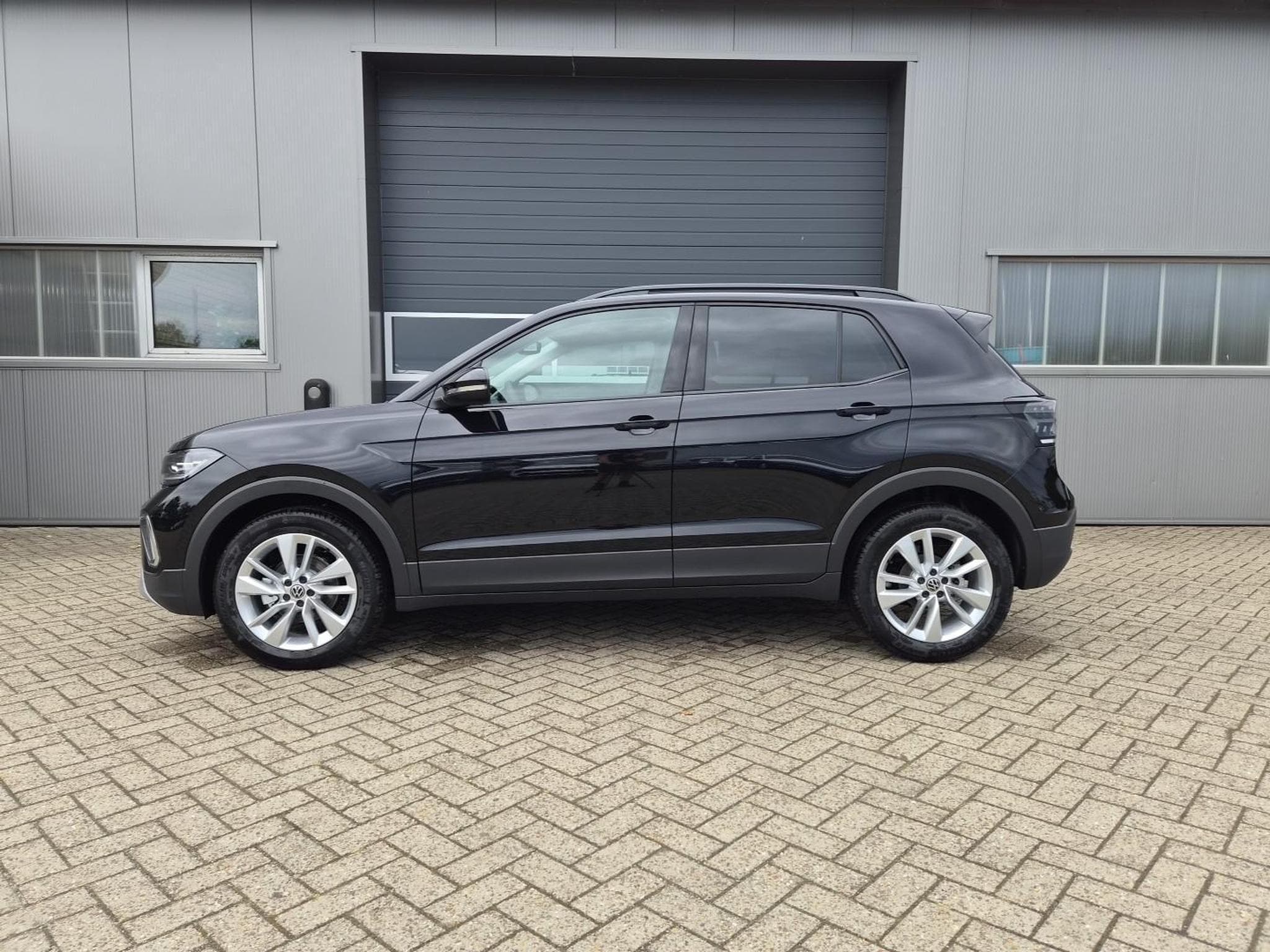 VW T-Cross 1.0 TSI 116PS (2026) - Photo 2
