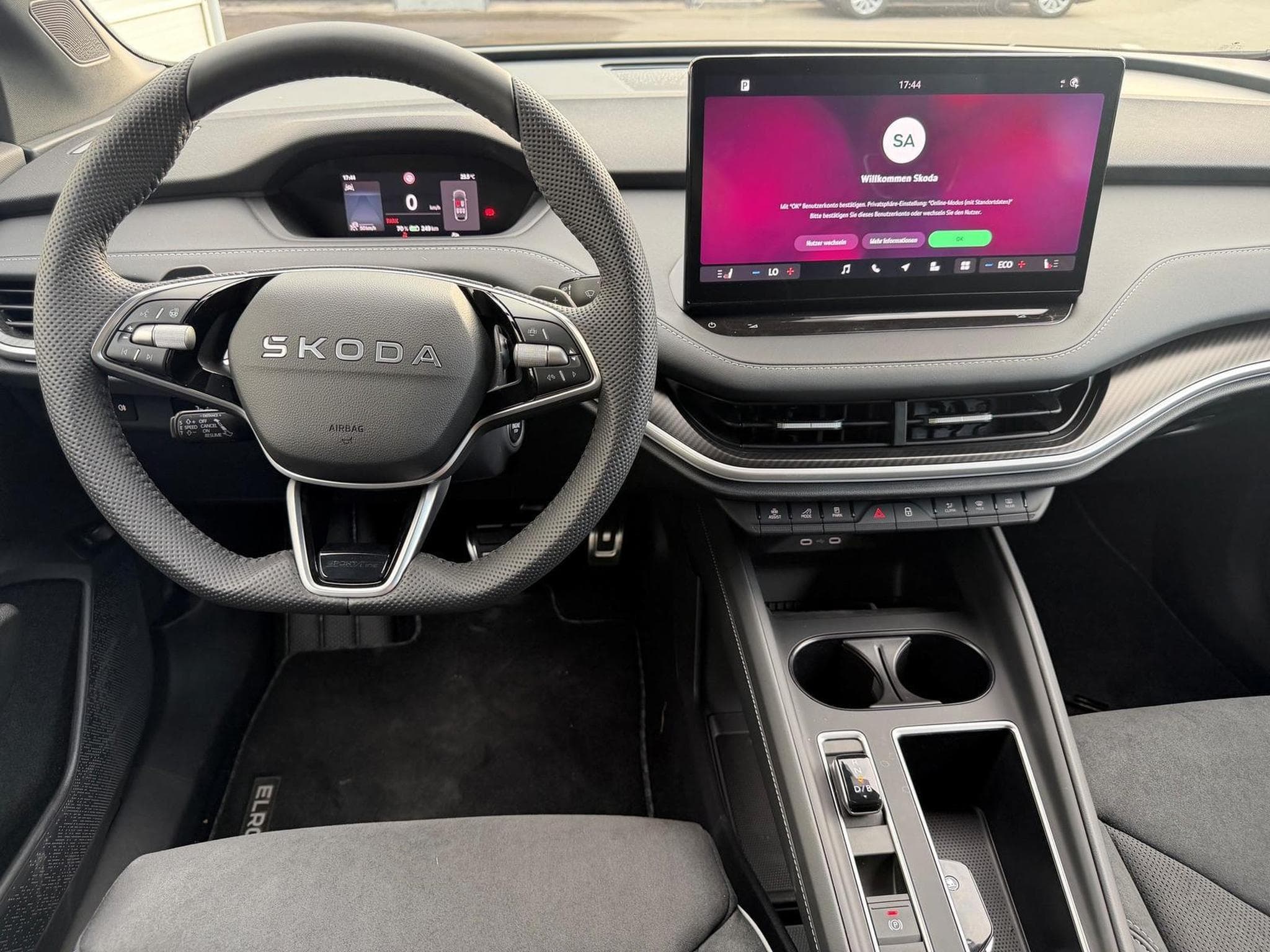 Skoda Elroq Sportline 60 (2026) - Foto 8