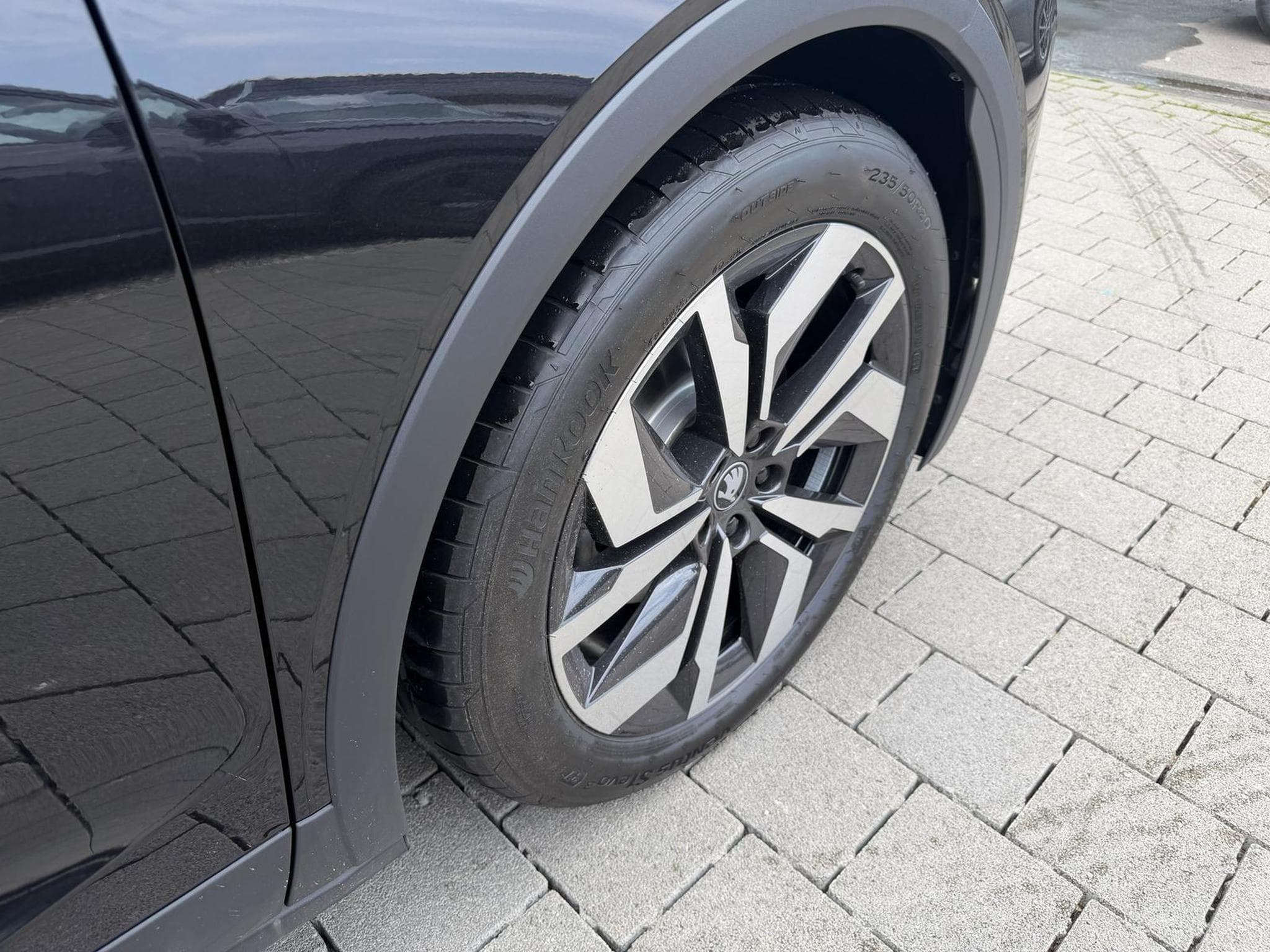 Skoda Elroq Sportline 60 (2026) - Foto 13