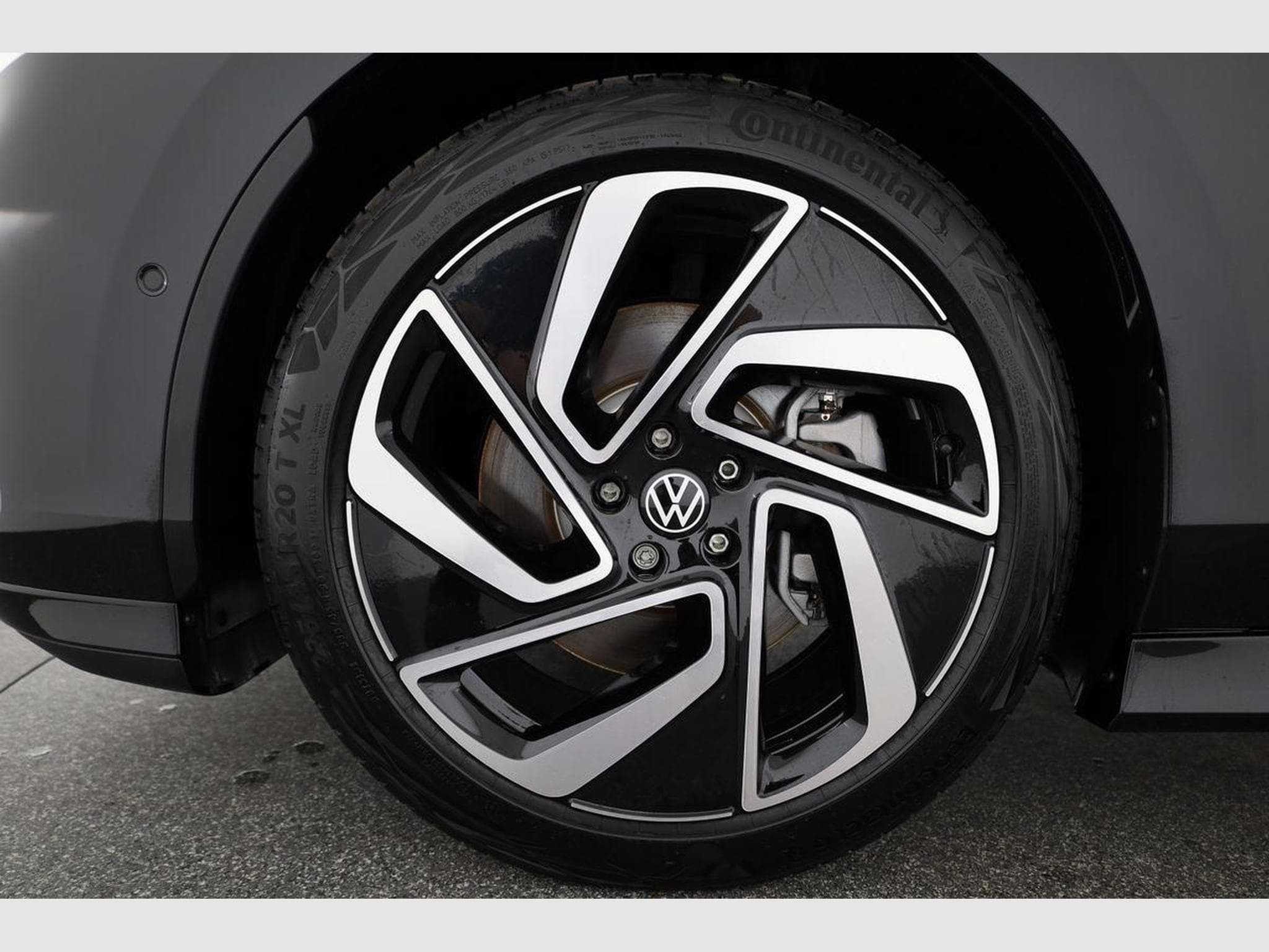 VW ID.7 Kombi Pro 210 kW (2026) - Photo 15