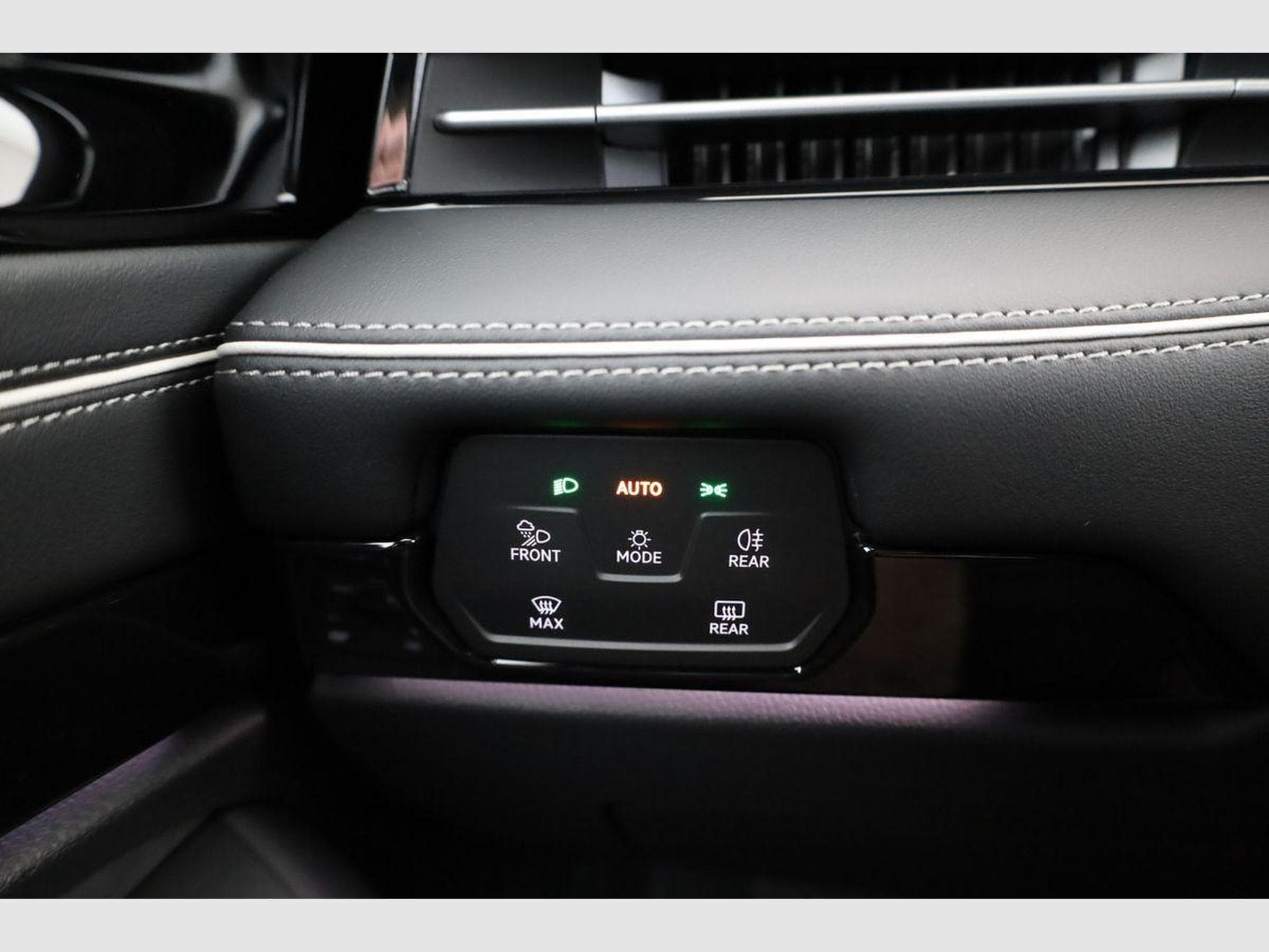 VW ID.7 Kombi Pro 210 kW (2026) - Photo 8