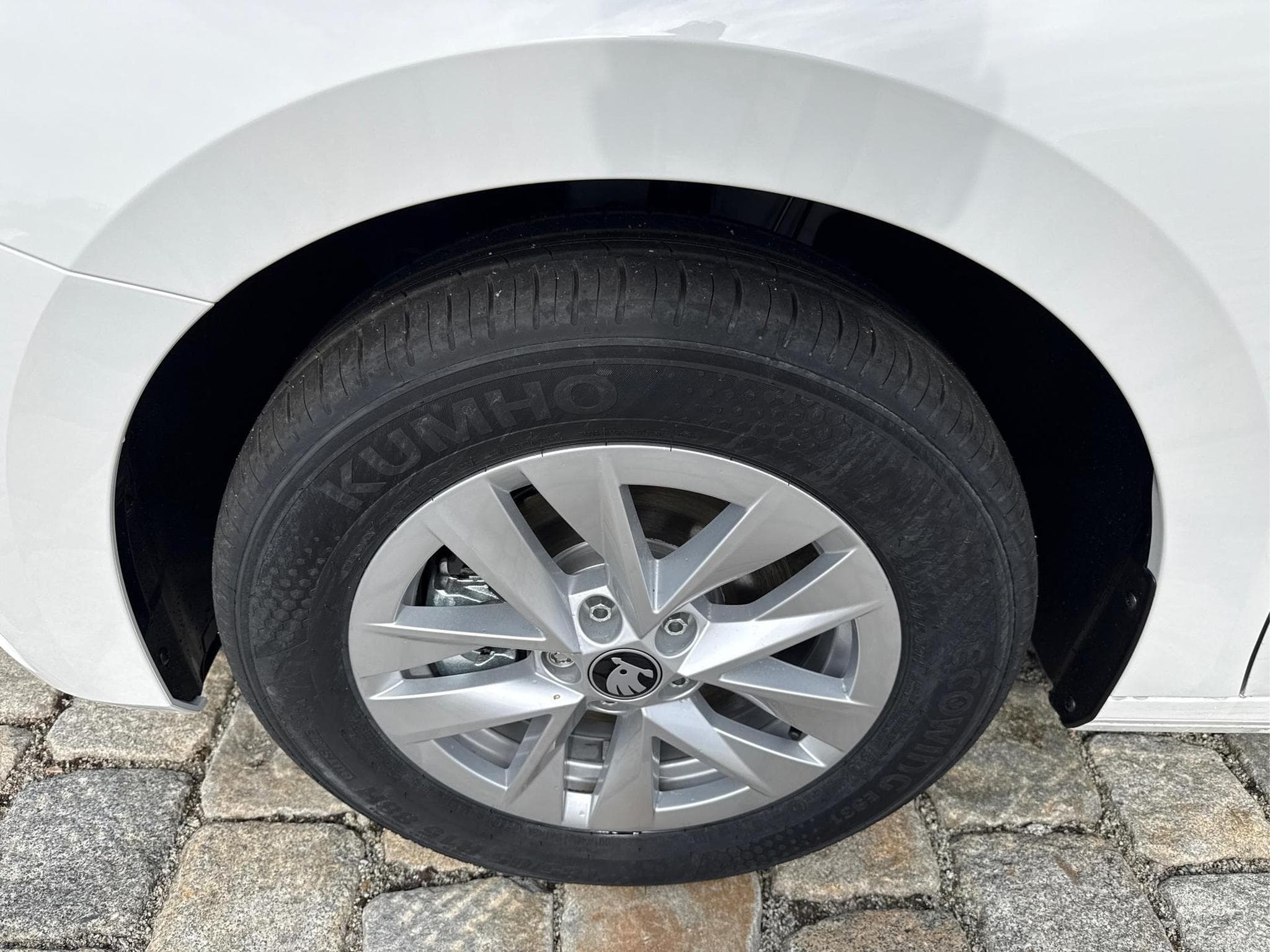 Skoda Fabia EXTRA PLUS 1.0 (2026) - Foto 15