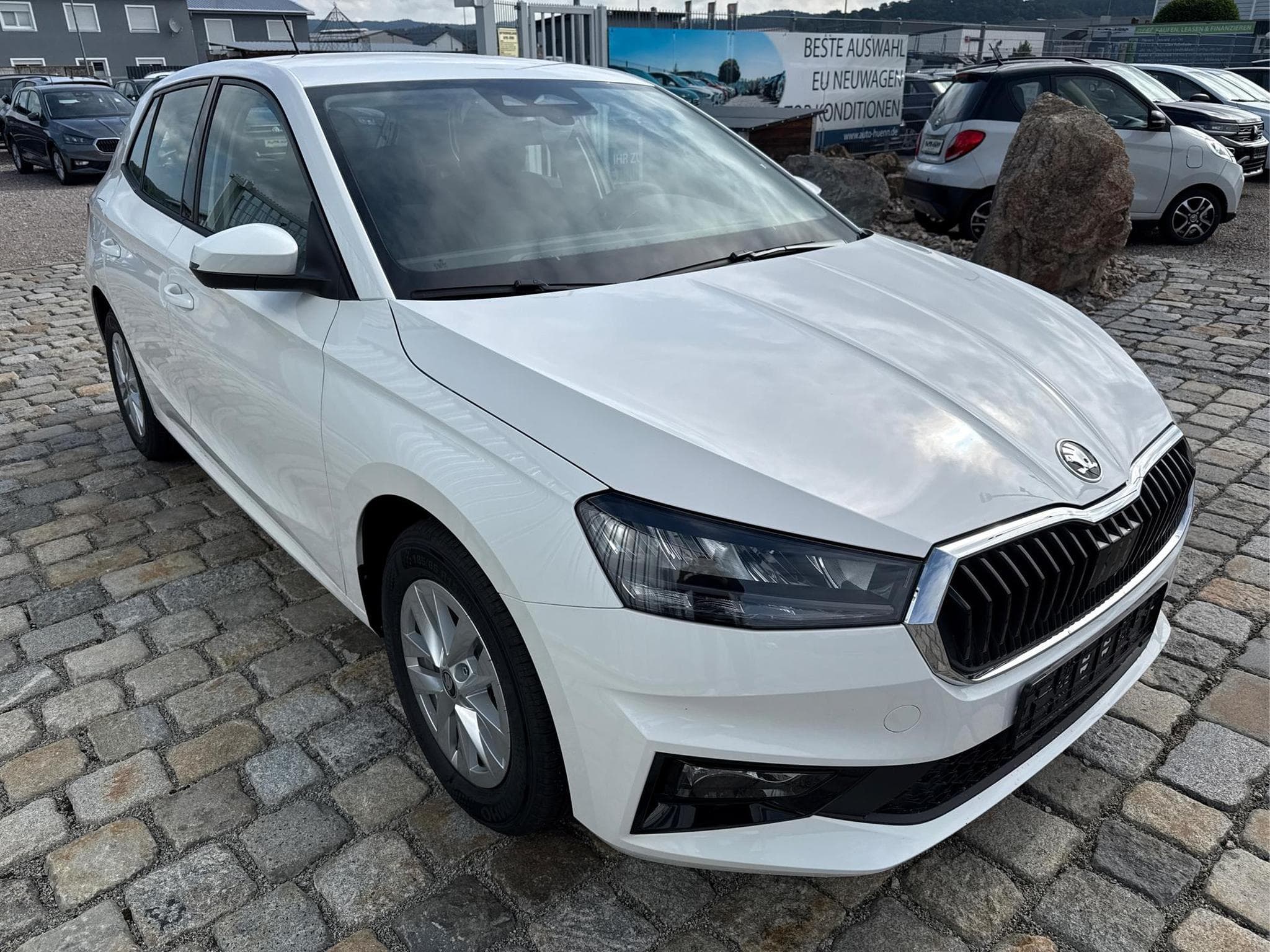 Skoda Fabia EXTRA PLUS 1.0 (2026) - Foto 8