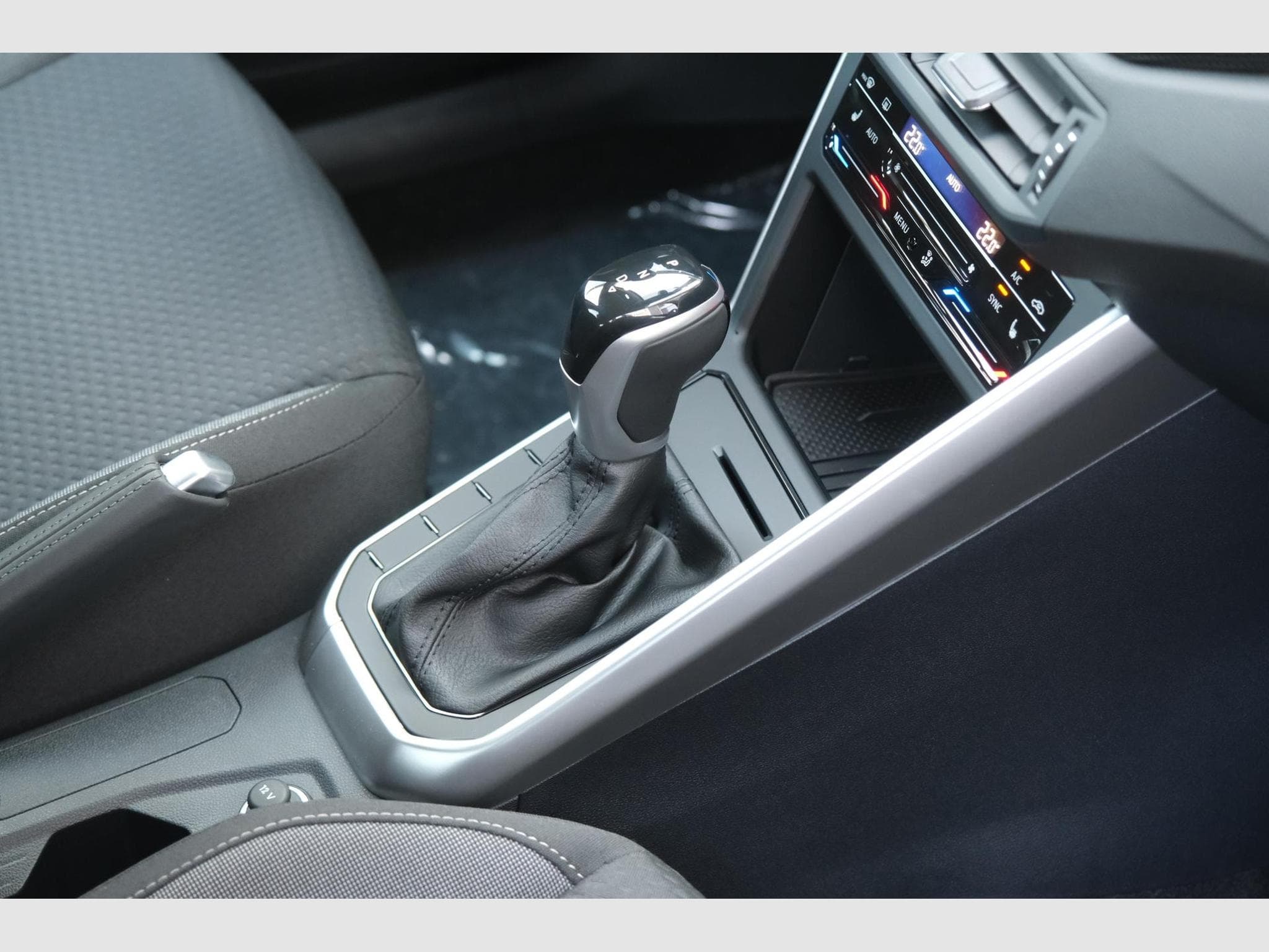 VW Polo 1.0 TSI DSG (2026) - Photo 21