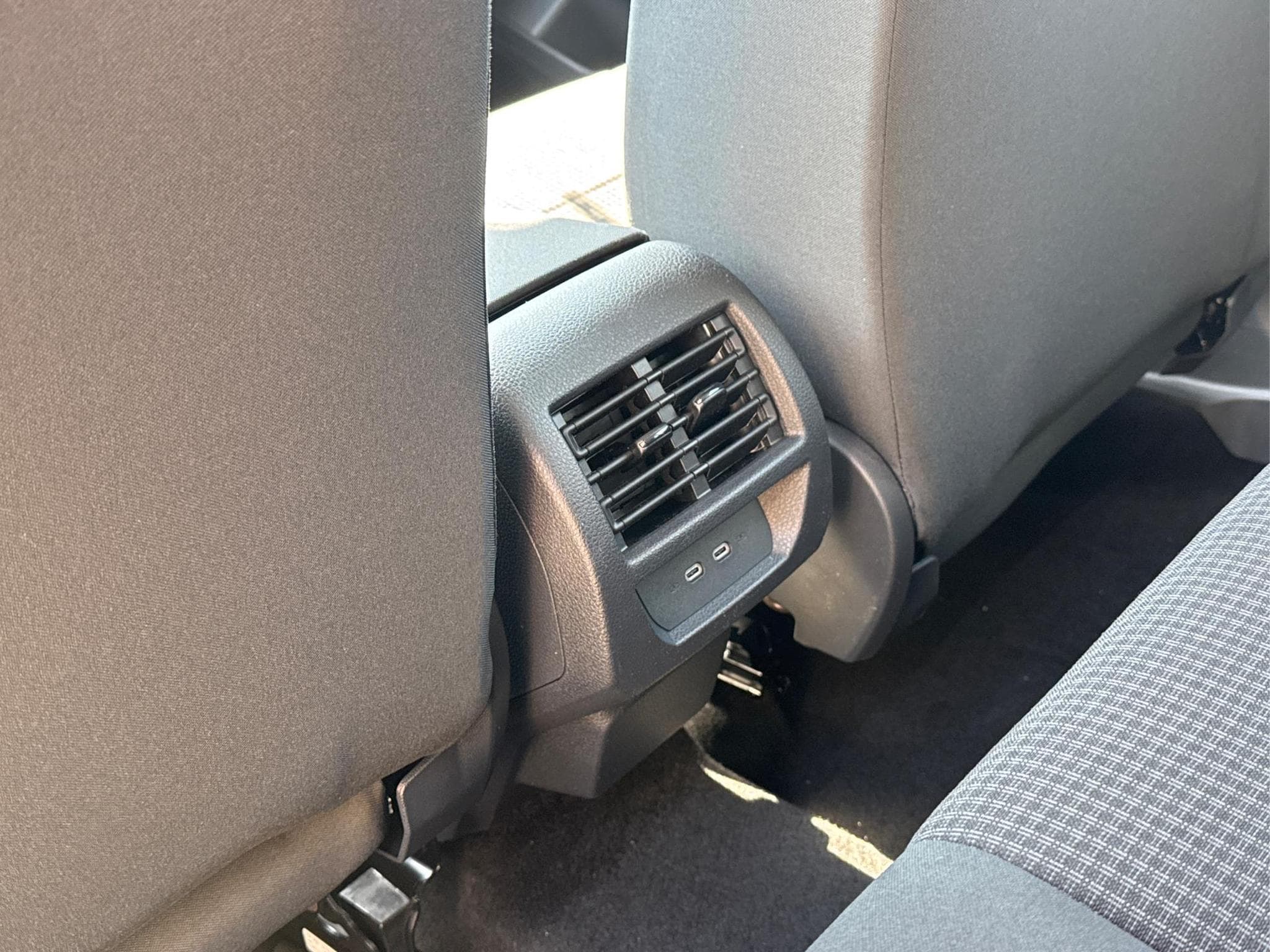 VW Caddy Caddy (2026) - Foto 11