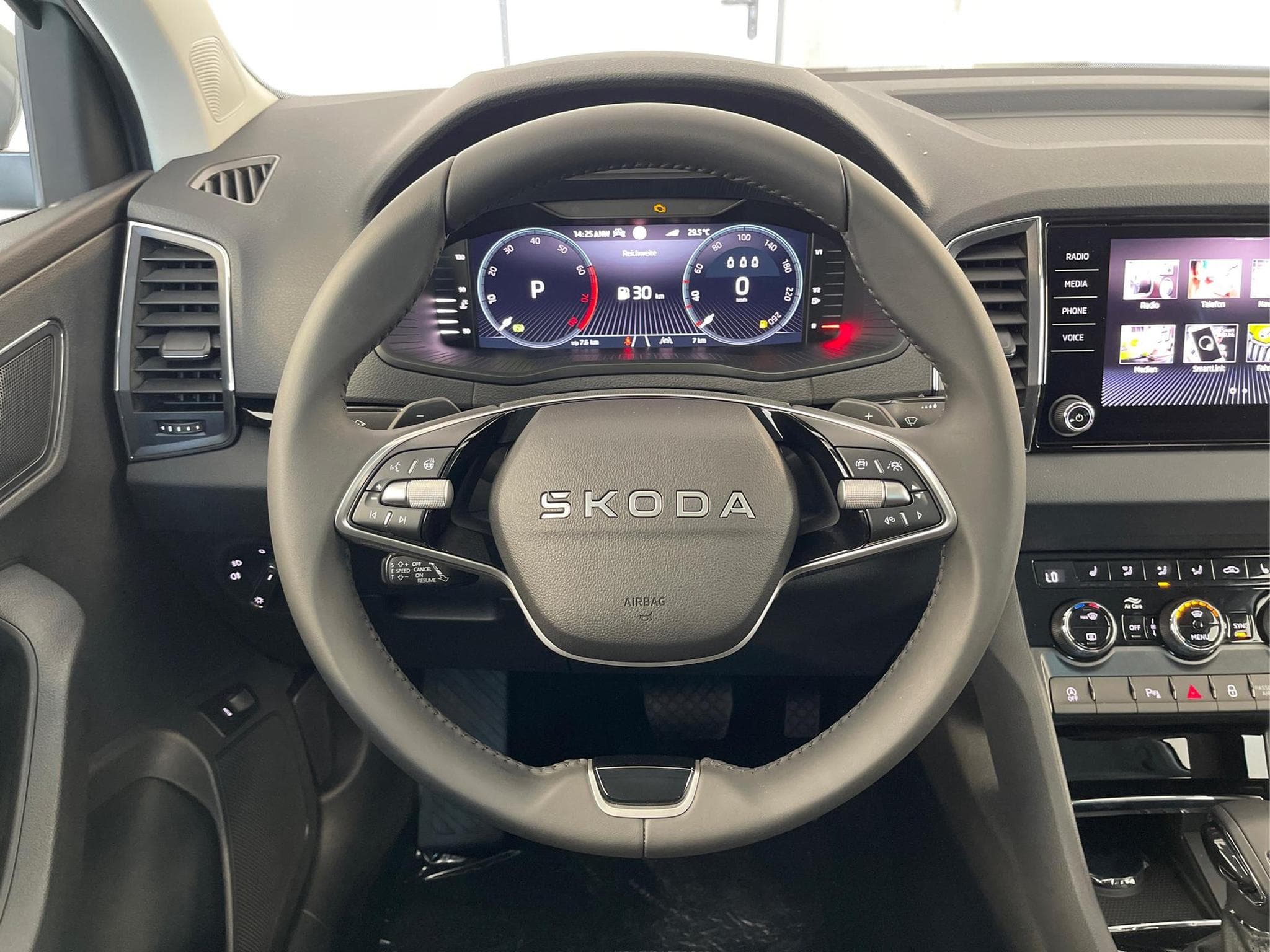 Skoda Karoq Selection (2026) - Photo 8