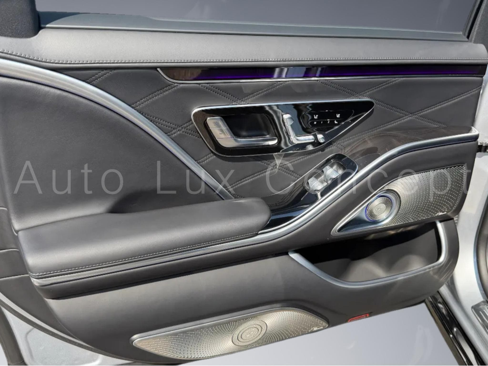 Mercedes S 680 Maybach Maybach 4MATIC Night Series (2023) - Photo 19