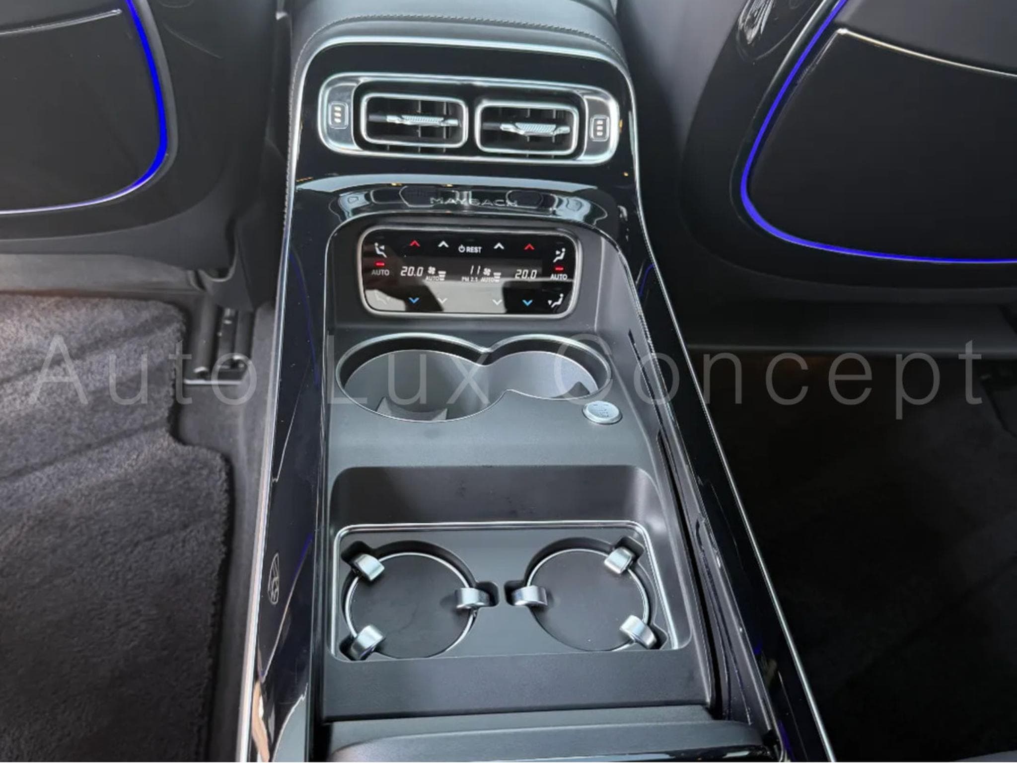 Mercedes S 680 Maybach Maybach 4MATIC Night Series (2023) - Photo 20