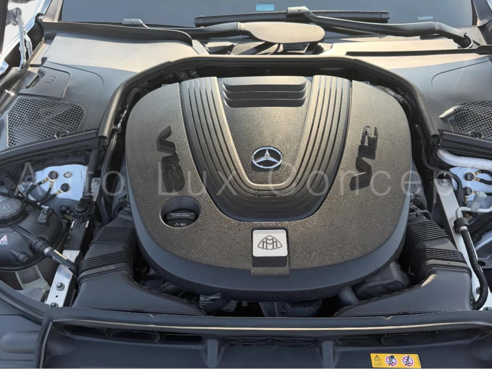 Mercedes S 680 Maybach Maybach 4MATIC Night Series (2023) - Photo 24