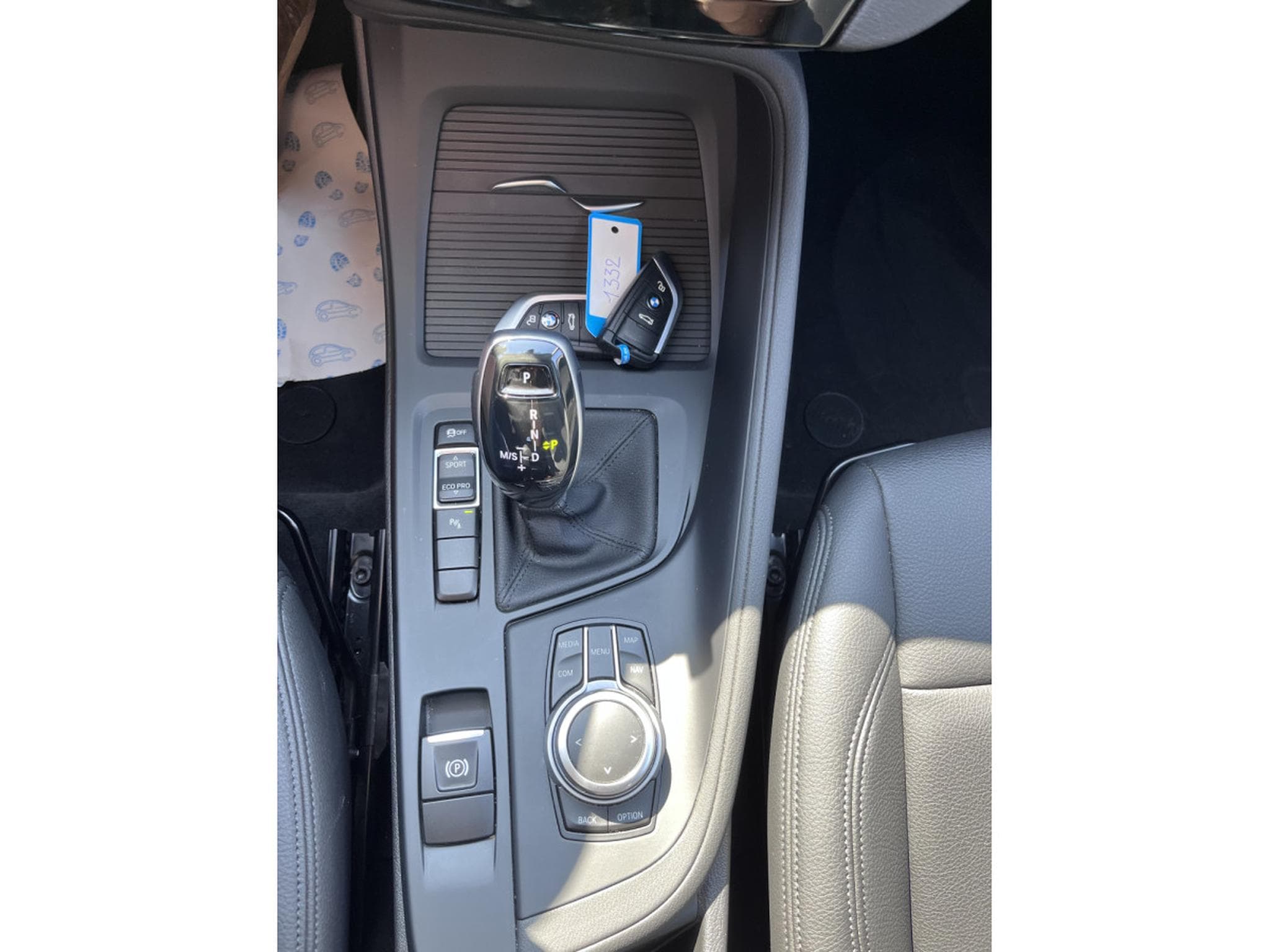 BMW X1 sDrive16dA 116PK (2022) - Photo 17