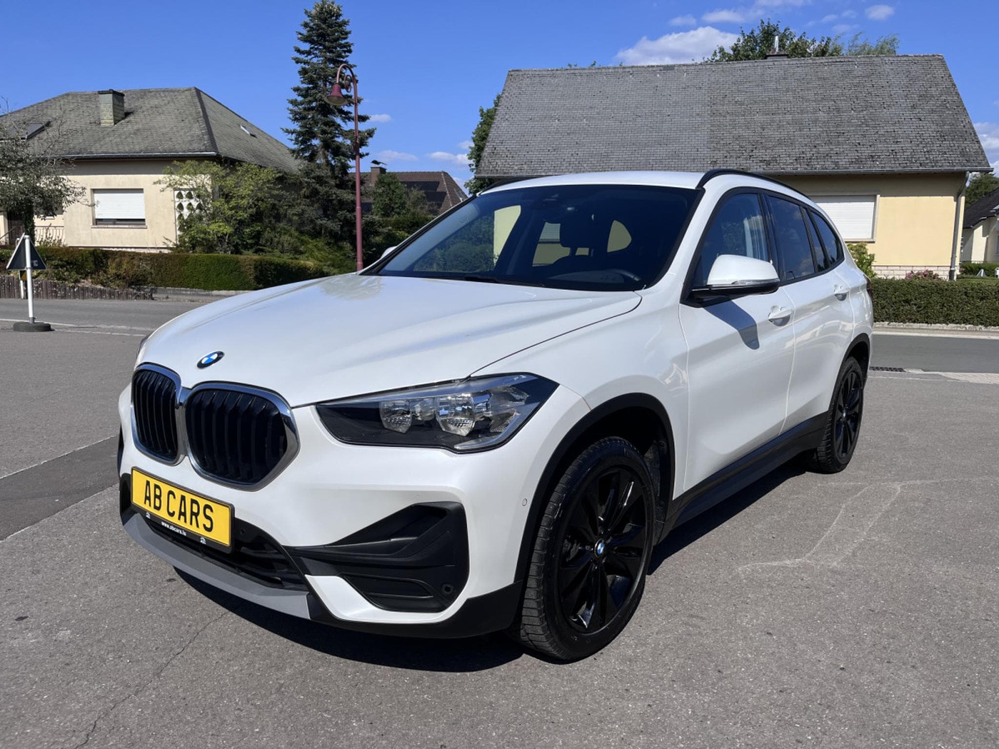 BMW X1 sDrive16dA 116PK (2022) - Photo 2