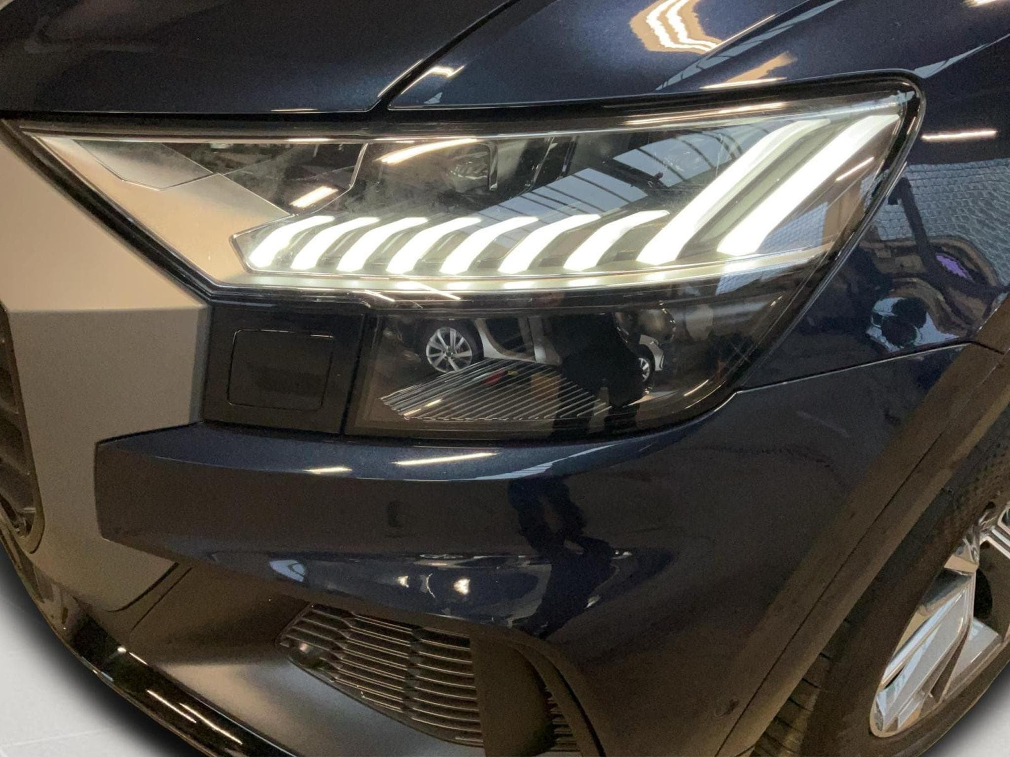 Audi Q8 S-Line+50TDI+Quattro+Tiptronic+AHK+Luft. (2023) - Foto 17