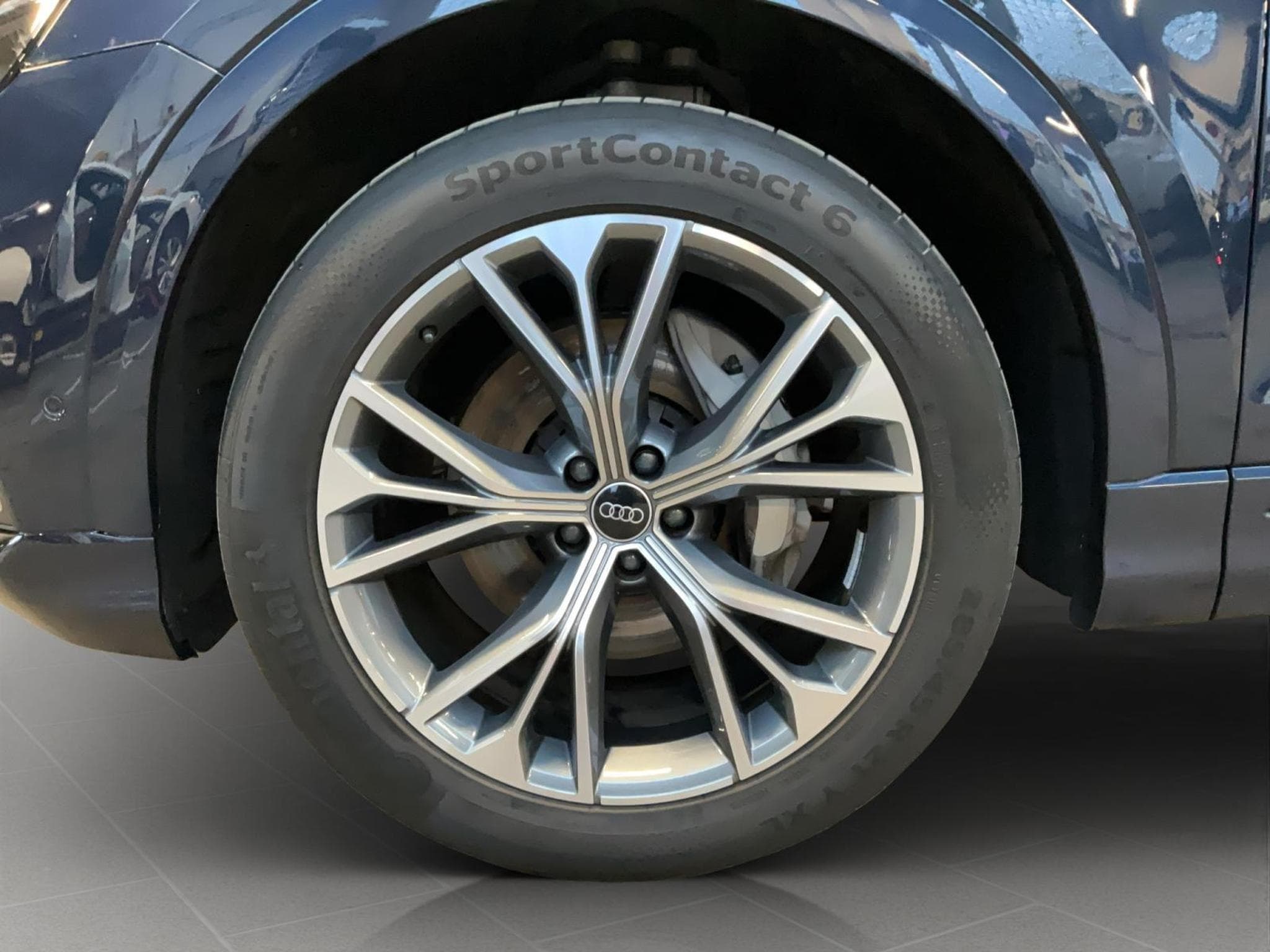 Audi Q8 S-Line+50TDI+Quattro+Tiptronic+AHK+Luft. (2023) - Foto 8