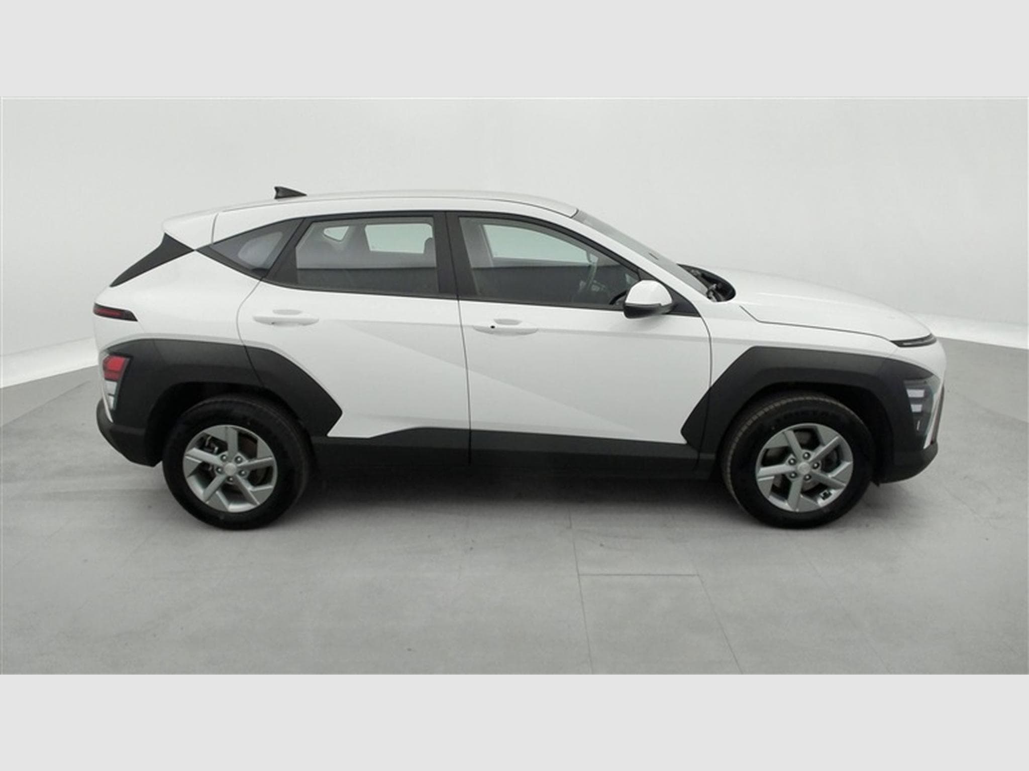 Hyundai Kona 1.0 T-GDi Twist DCT CARPLAY / CLIM / TEL (2024) - Photo 24