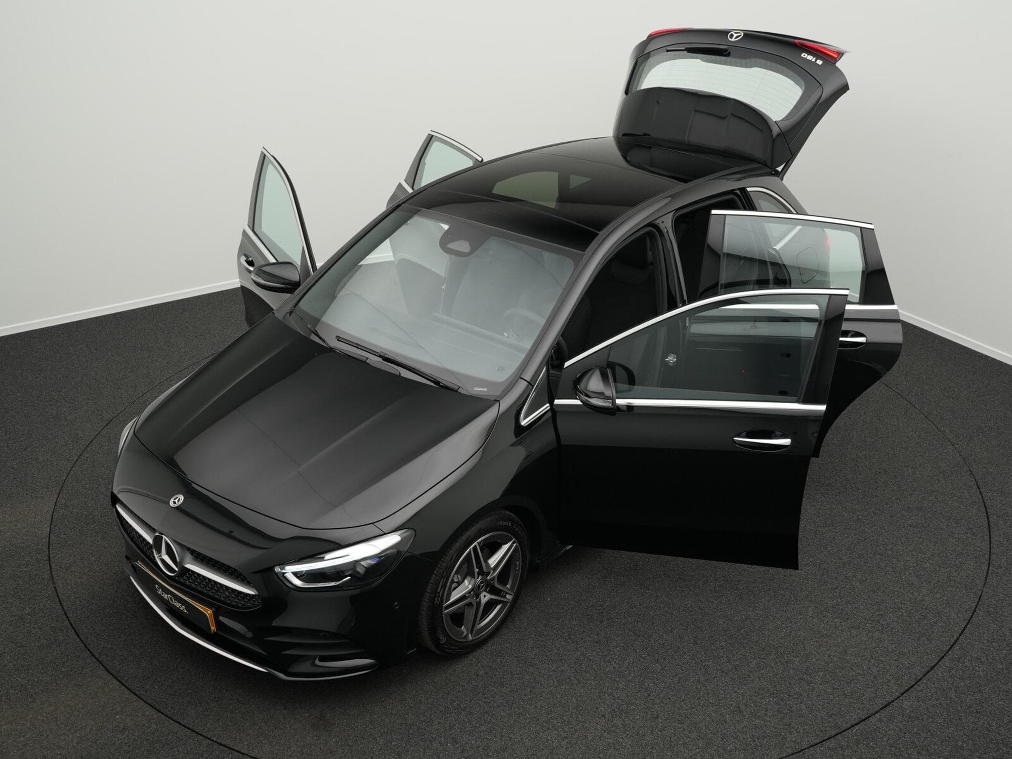 Mercedes B 180 B 180 (2025) - Photo 12