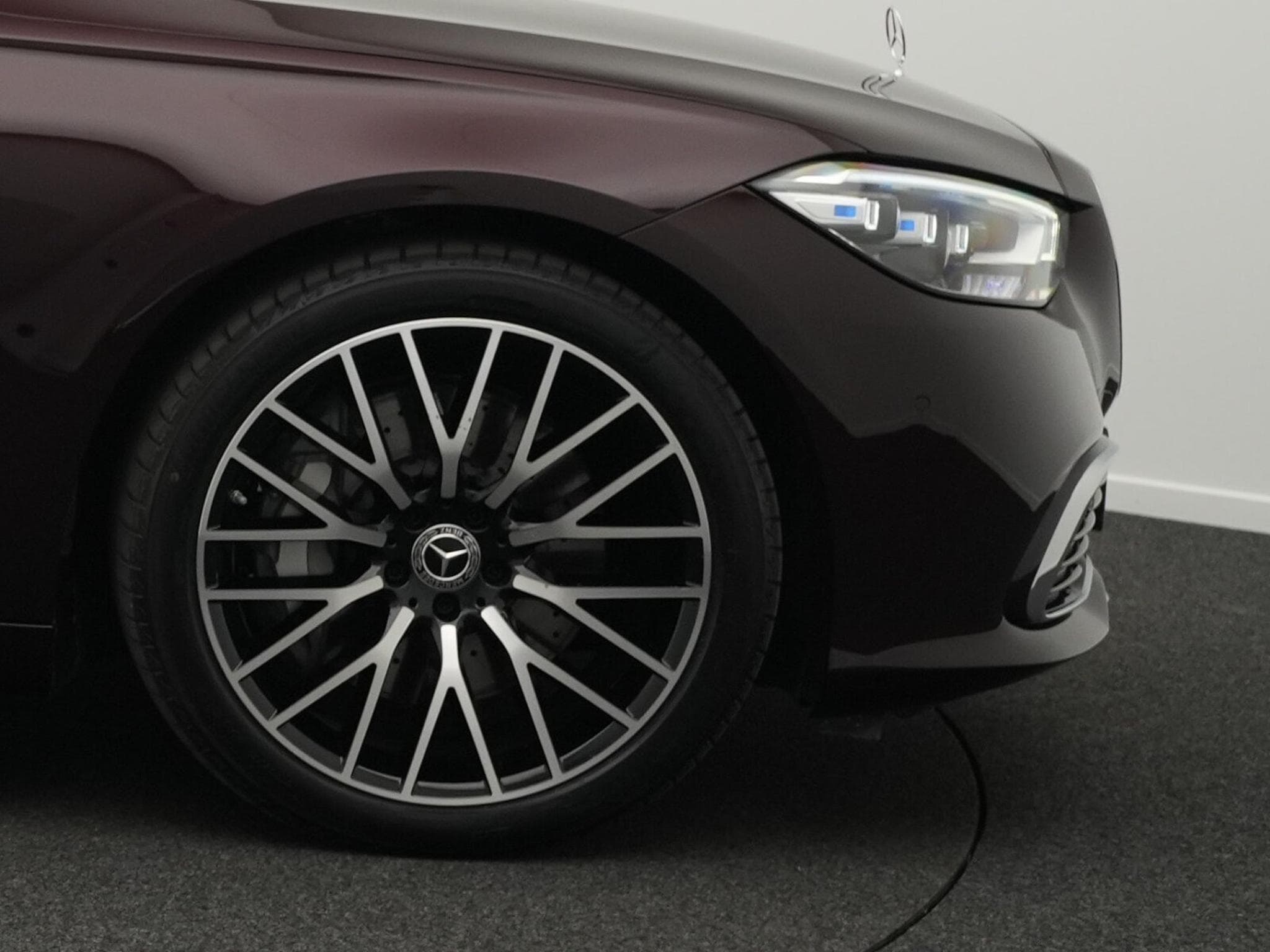 Mercedes S 450 d 4M Pano+E-Active+Burm +20"+Digital (2025) - Foto 6