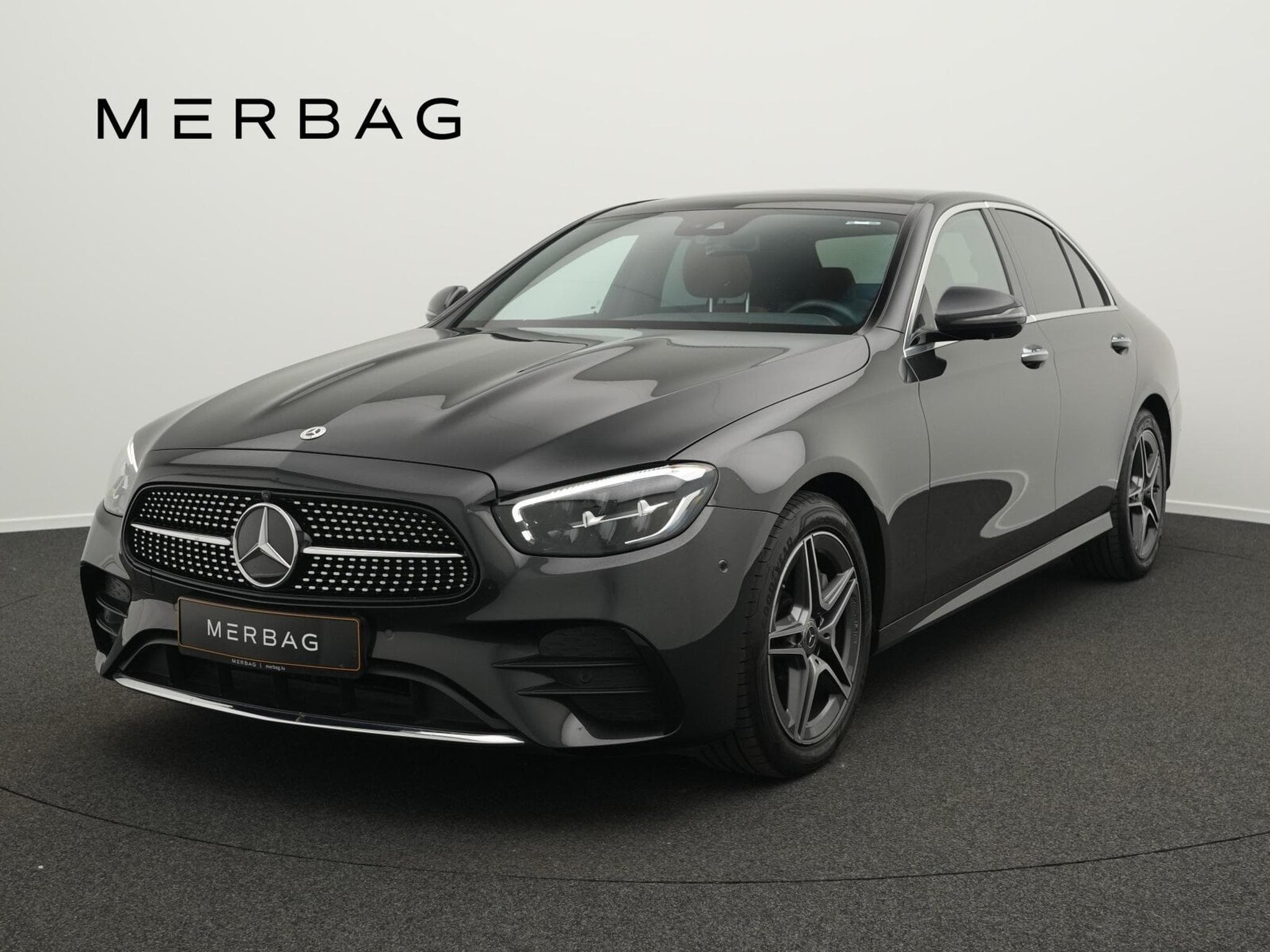Mercedes E 300 AMG-Line (1970) - Photo 1